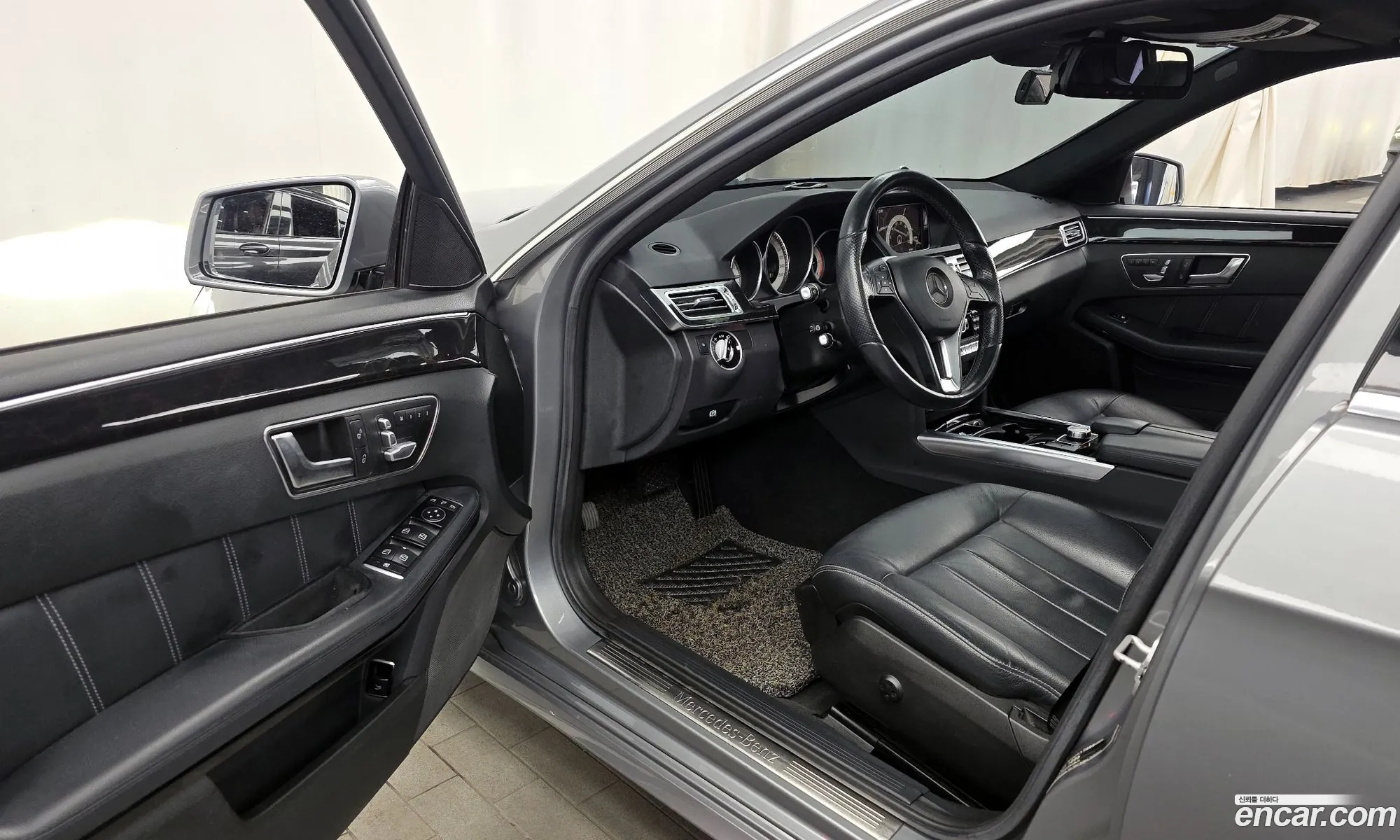 Mercedes-Benz E-Class W212 2015 — 15