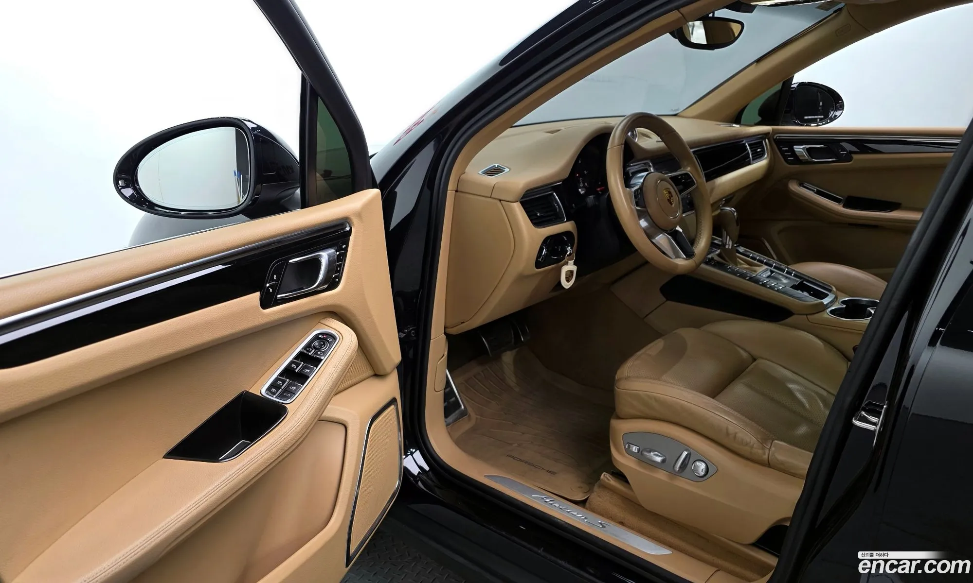 Porsche Macan 2015 WP1AD2956FLB32897 — 14