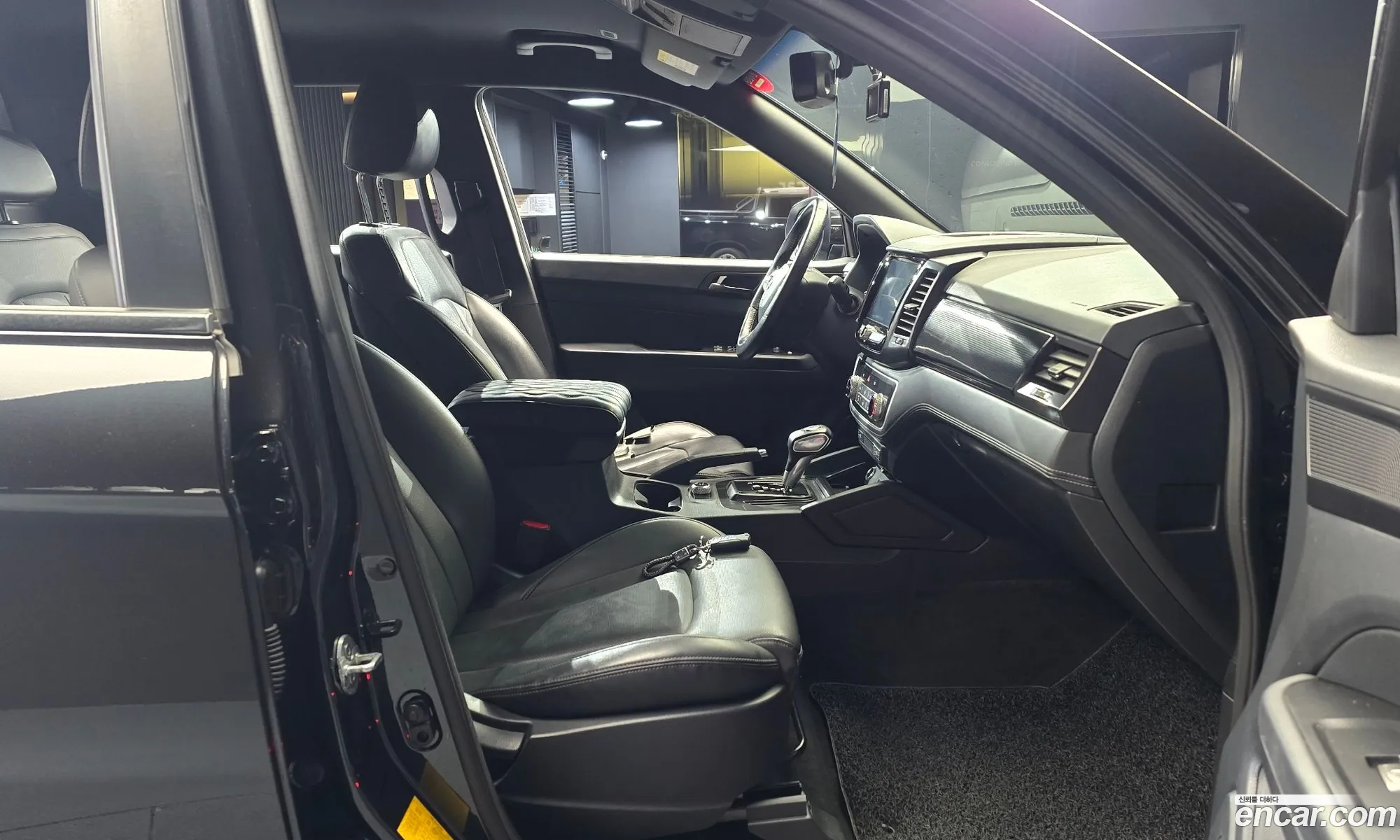 KG Mobility (SsangYong) Rexton Sports Khan 2019 — 8