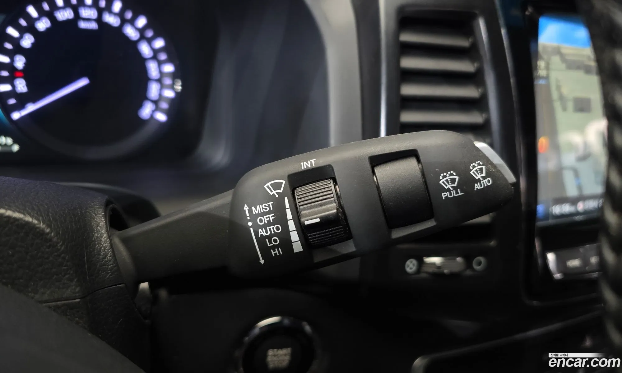 KG Mobility (SsangYong) Rexton Sports Khan 2019 — 11