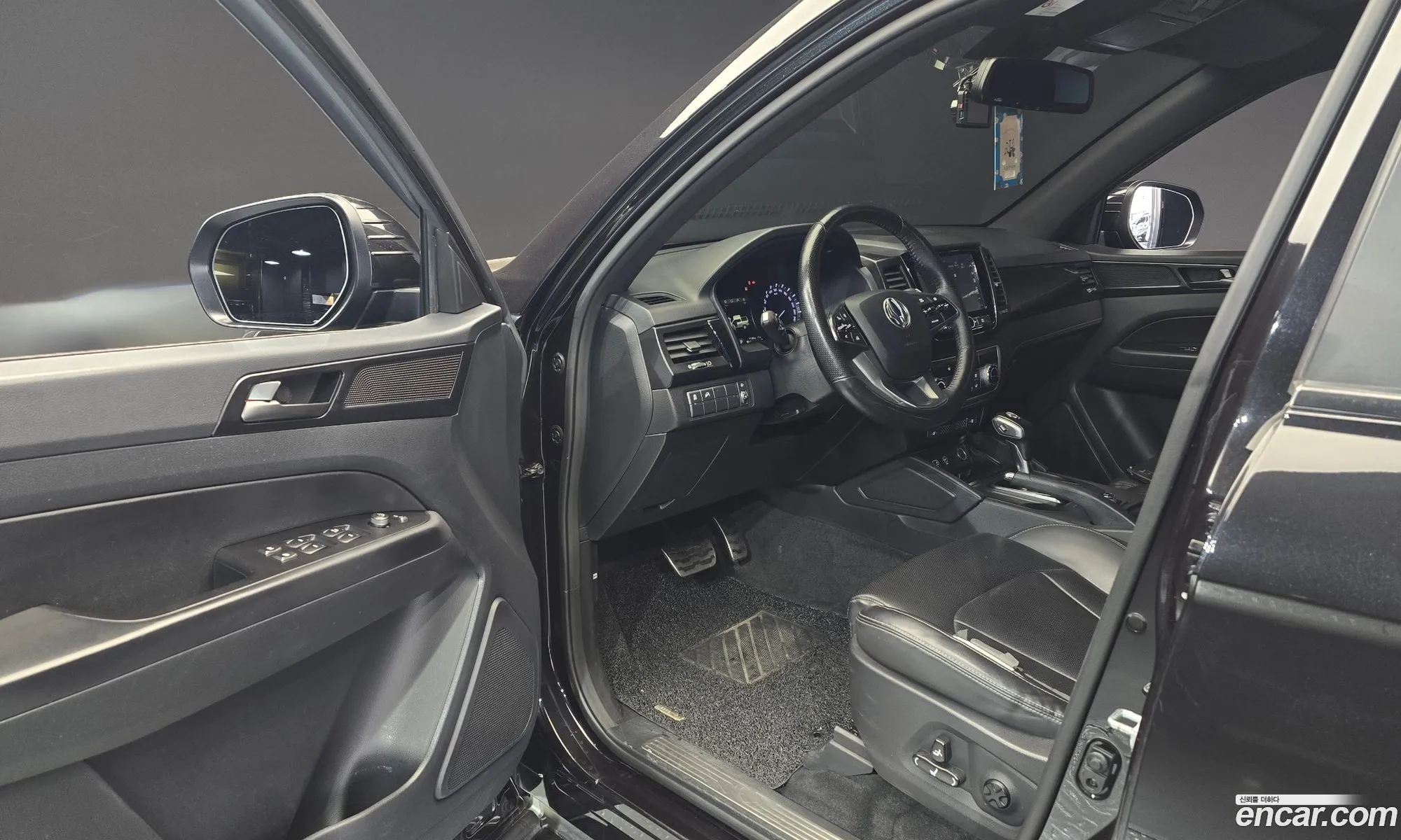 KG Mobility (SsangYong) Rexton Sports Khan 2019 — 4