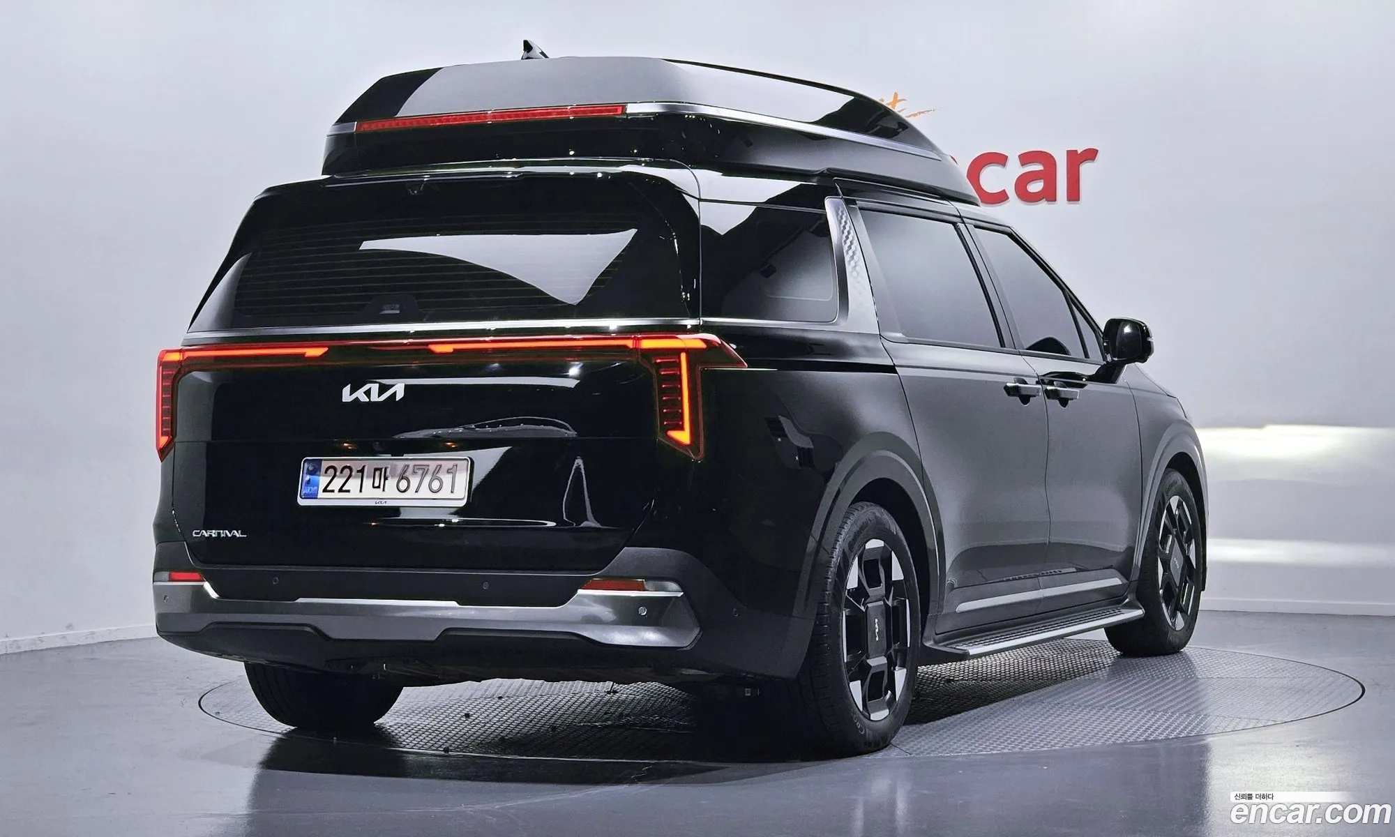 Kia Carnival 2024 — 11