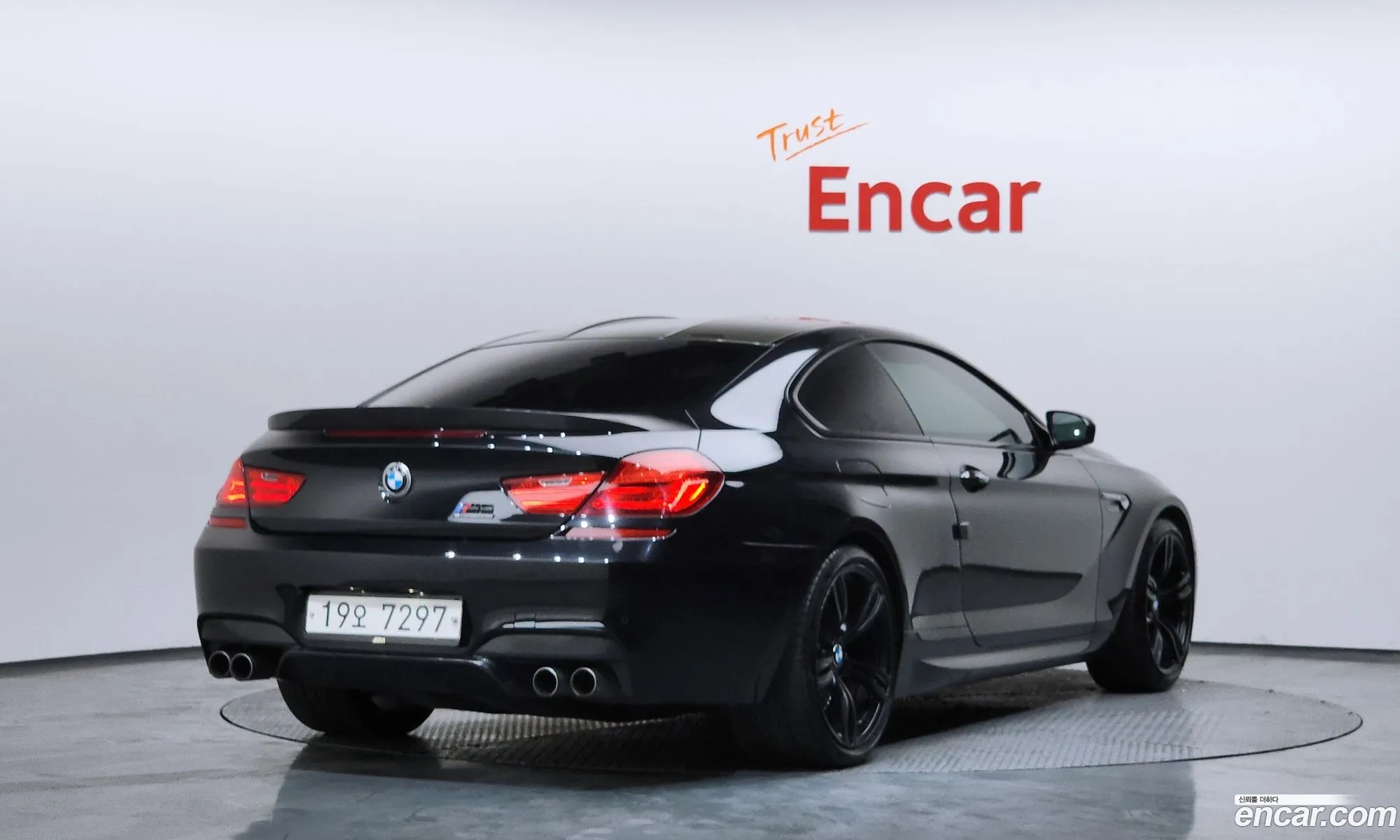BMW M6 2015 WBS6J9101GD938112 — 4