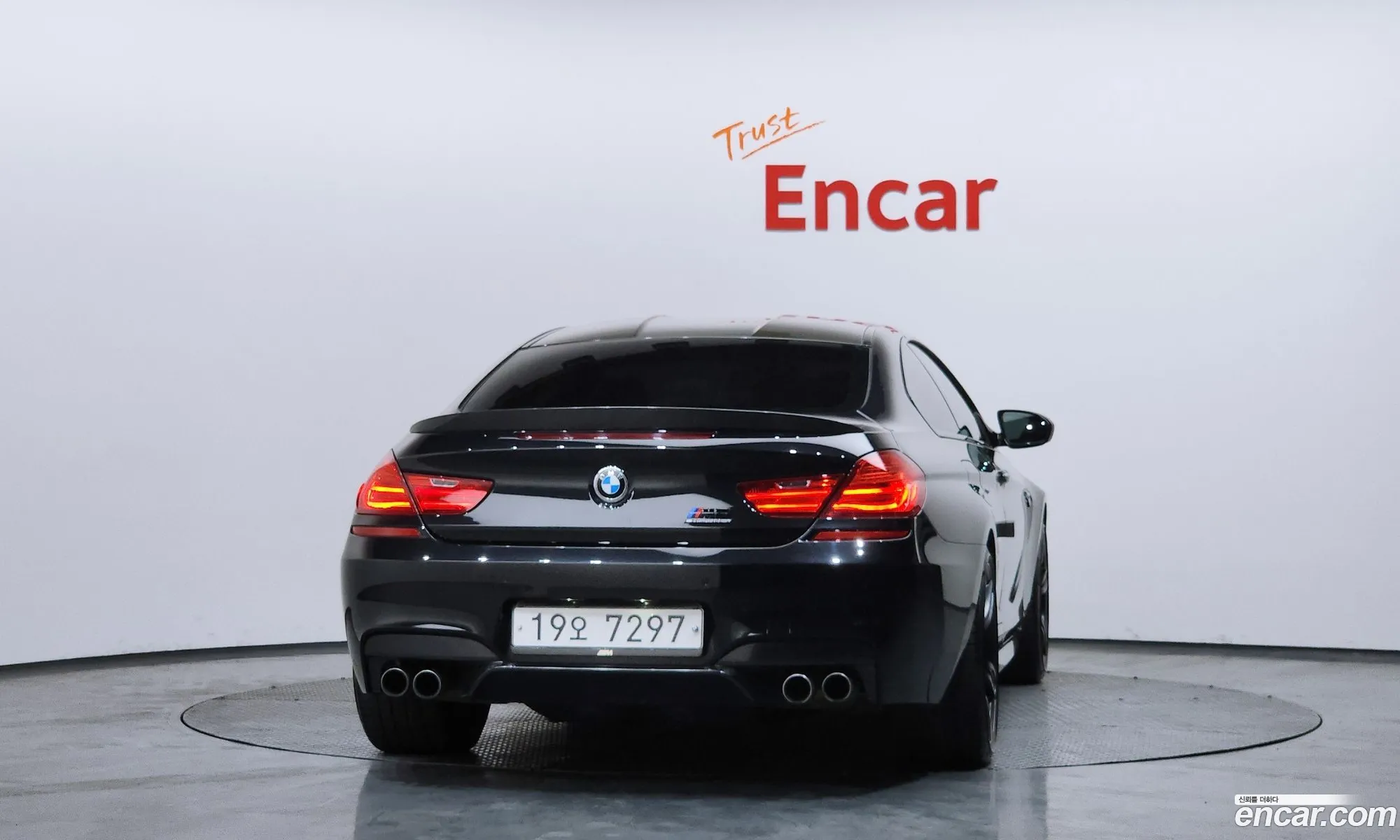 BMW M6 2015 WBS6J9101GD938112 — 6