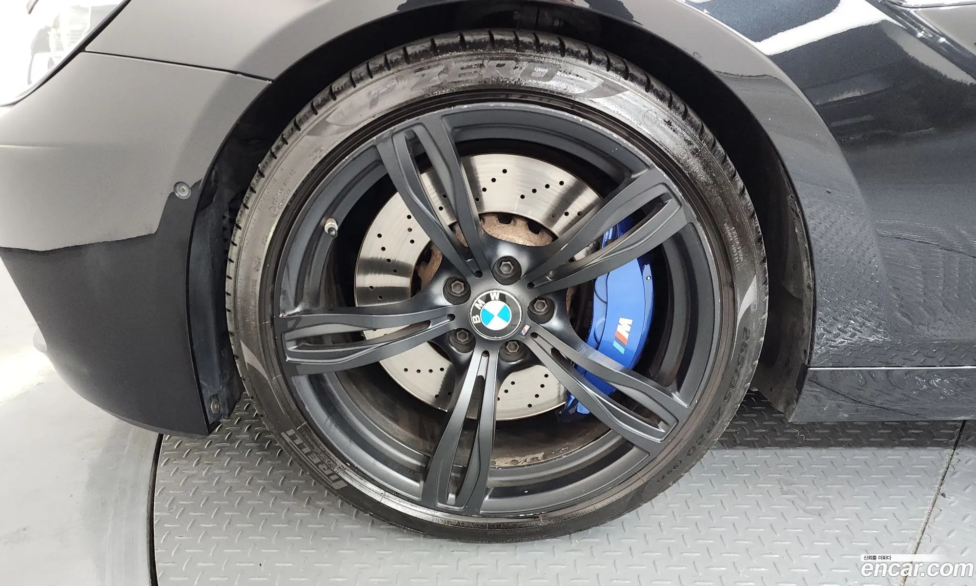 BMW M6 2015 WBS6J9101GD938112 — 16