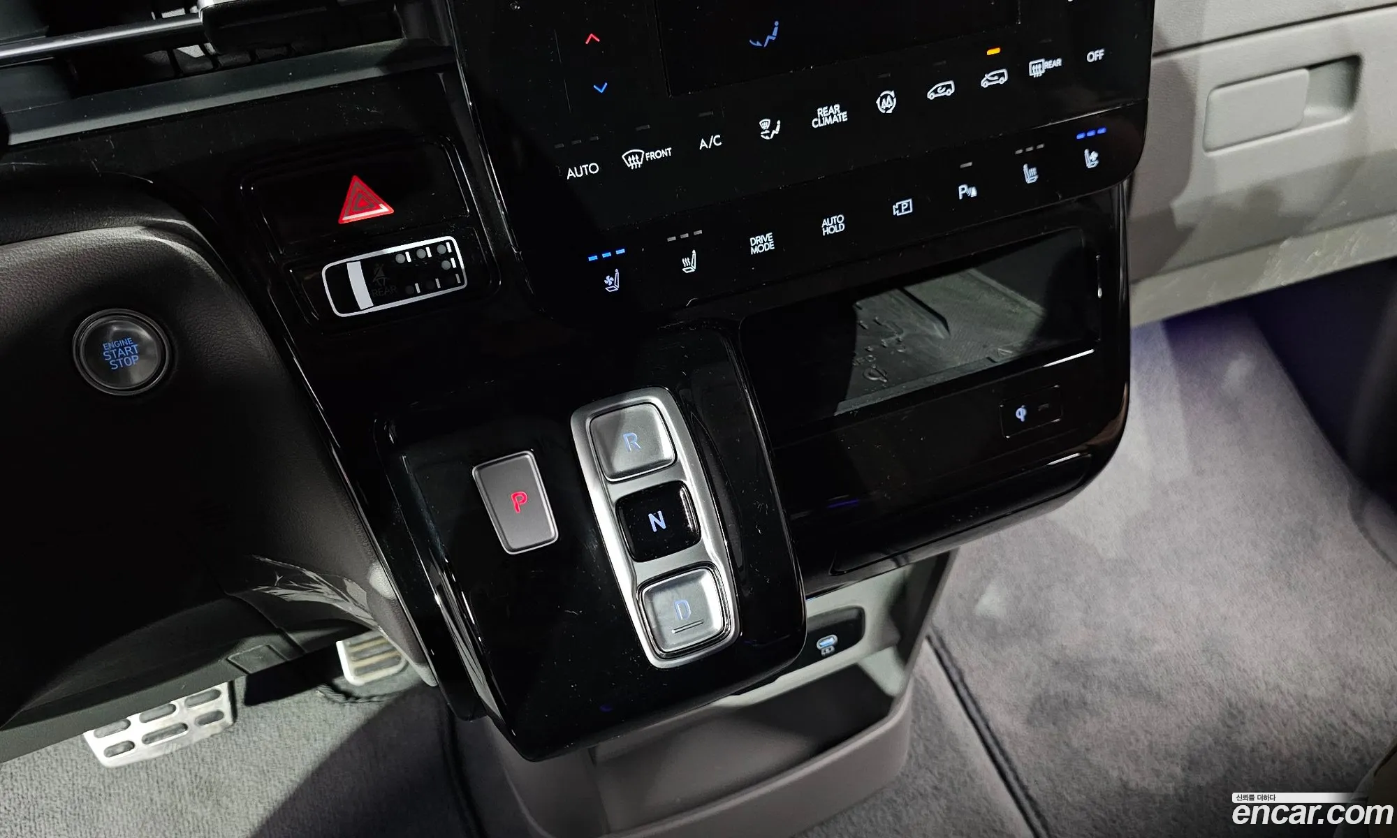 Hyundai Staria 2024 — 13