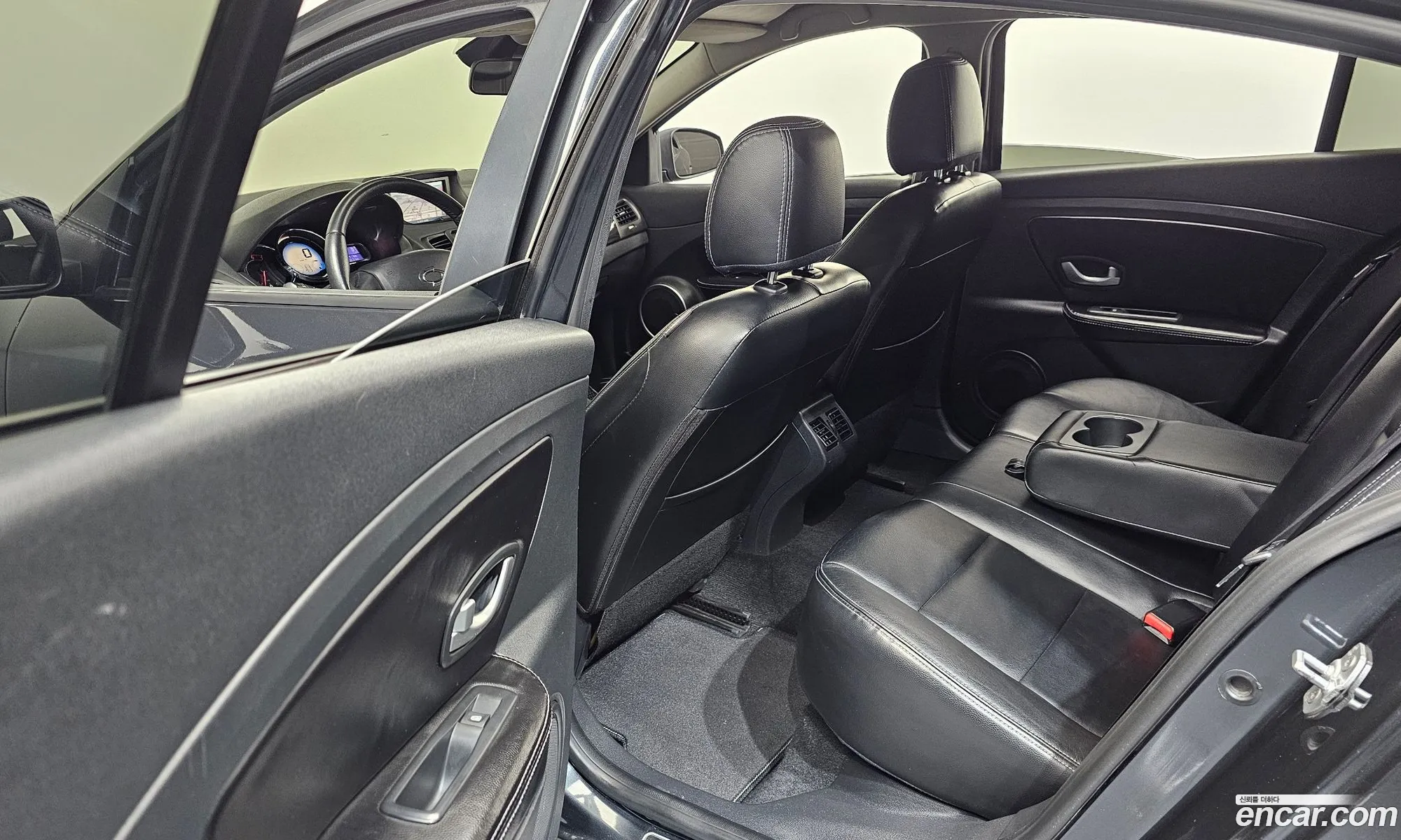 Renault Korea (Samsung) SM3 2014 KNMC4C2HMEP153946 — 11