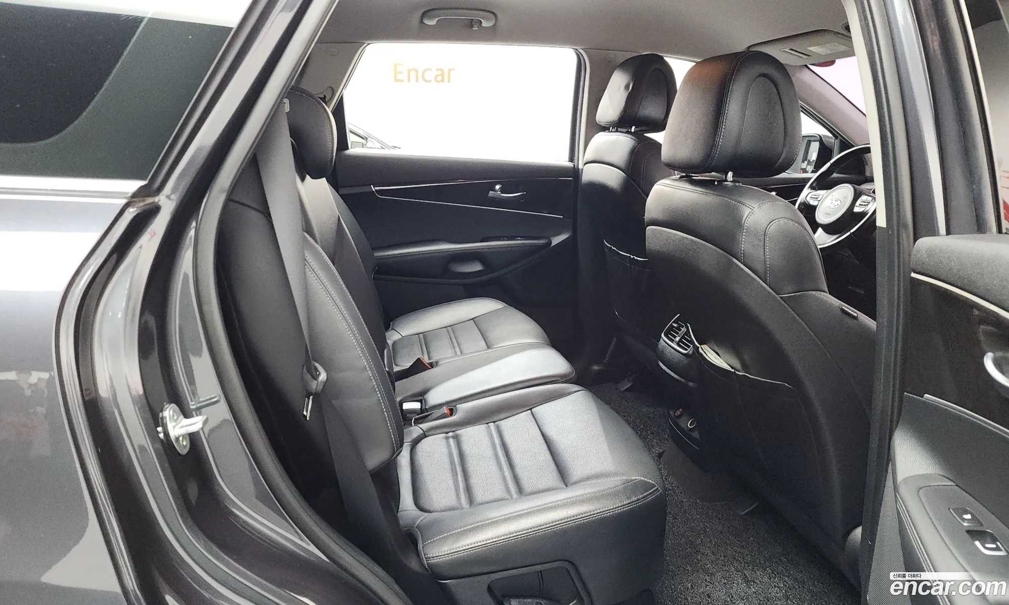 Kia Sorento 2016 KNAPG81ABGA212518 — 17