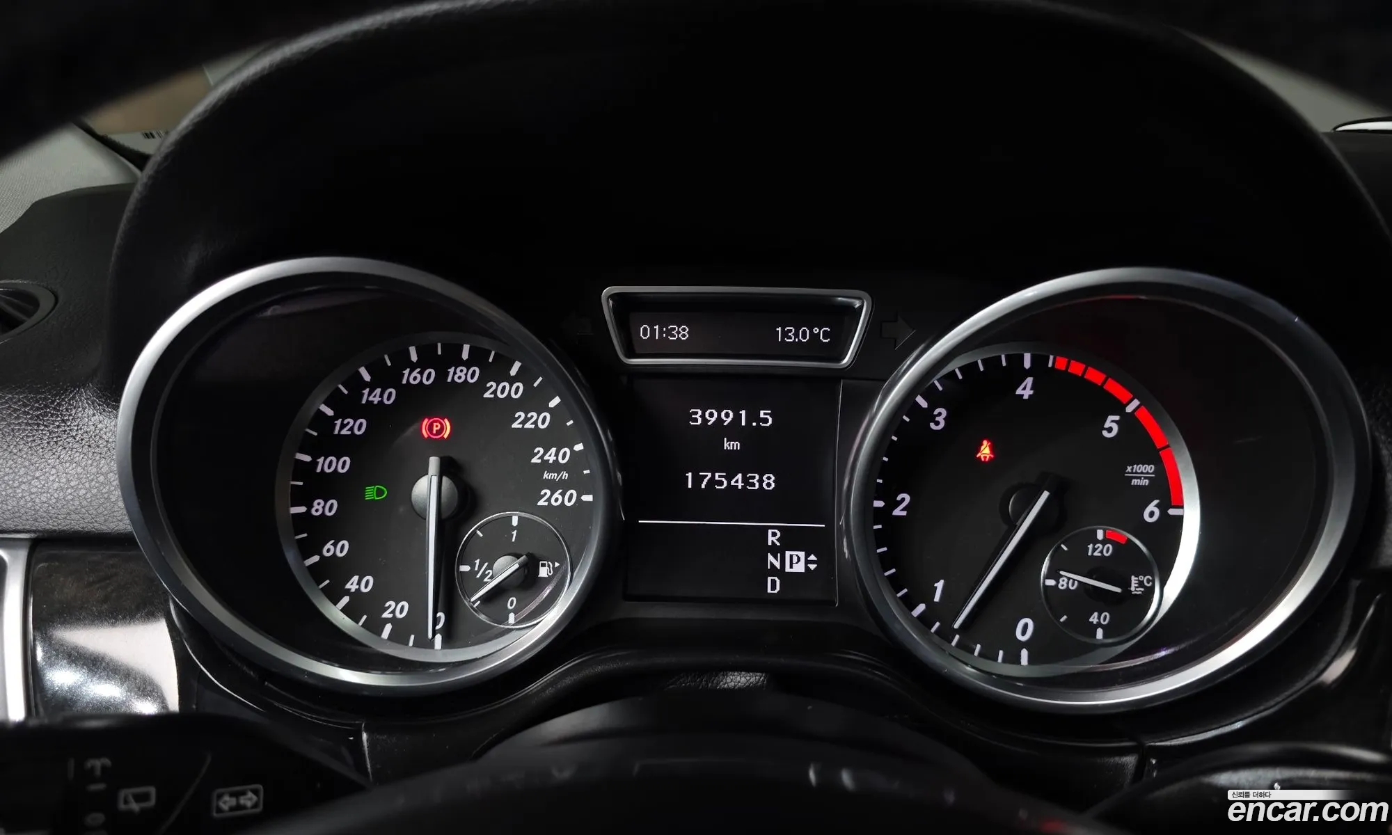Mercedes-Benz M-Class W166 2012 — 19