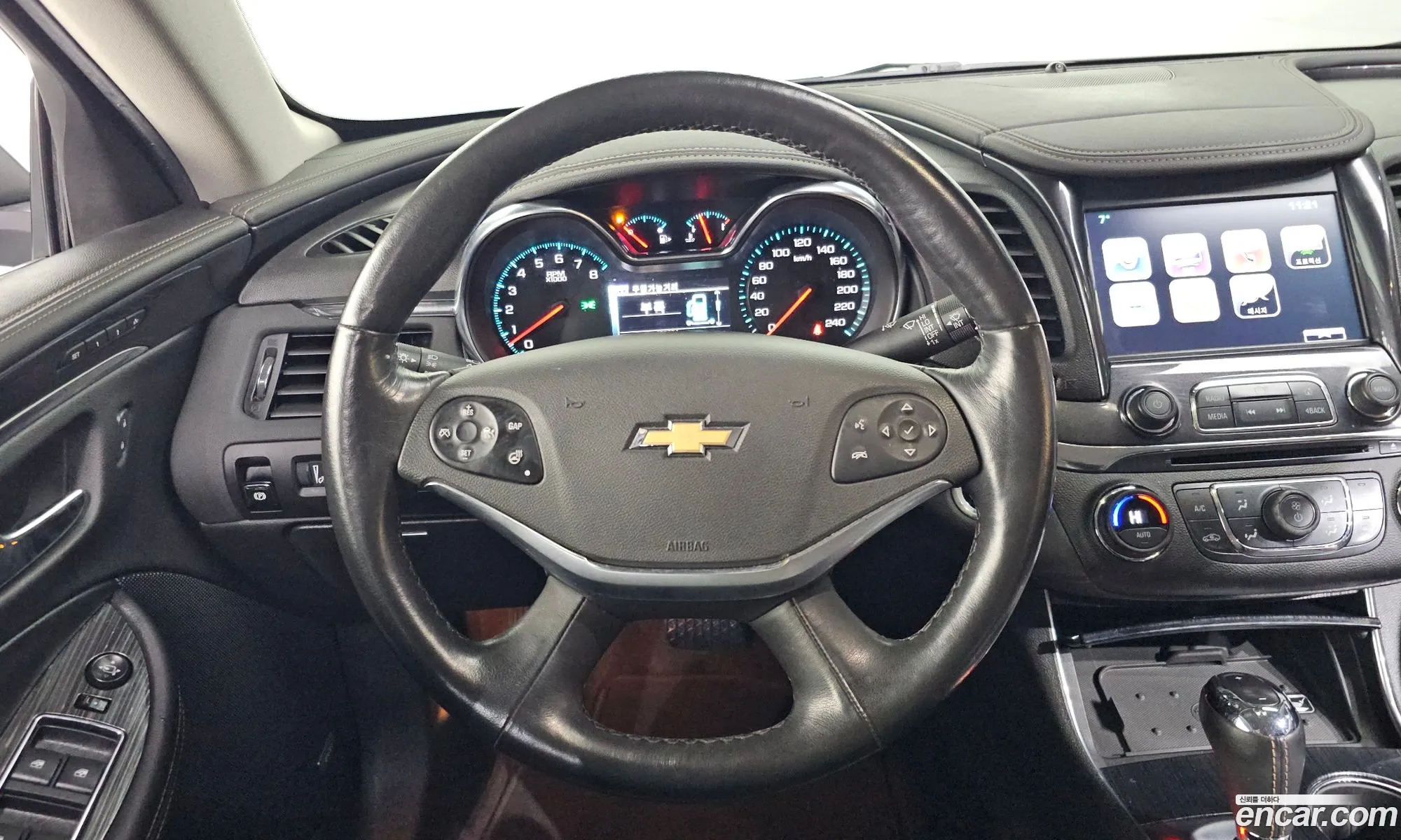 Chevrolet (GM Daewoo) Impala 2016 — 13