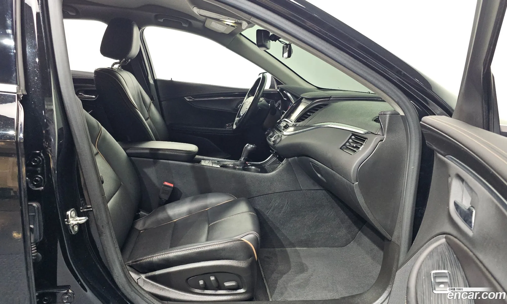 Chevrolet (GM Daewoo) Impala 2016 — 18