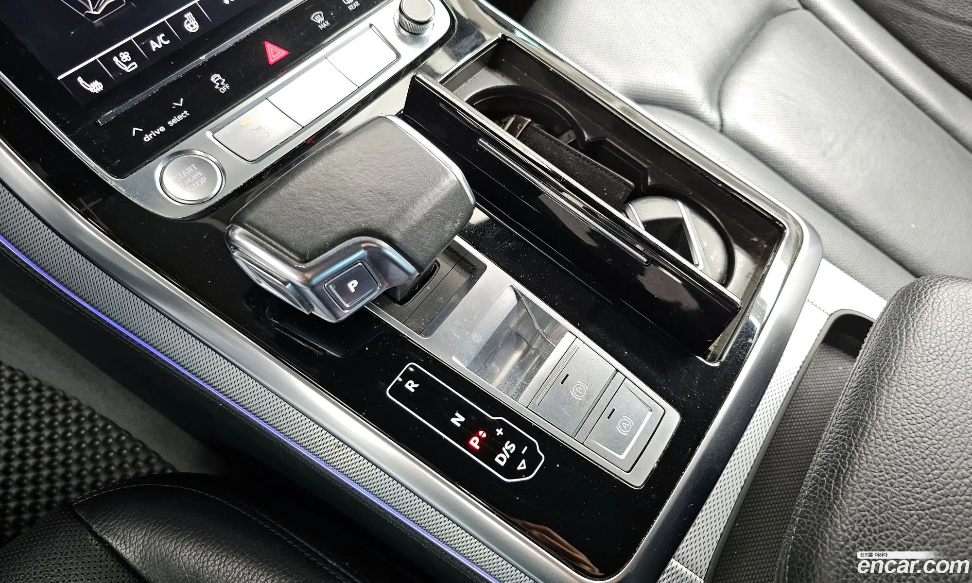 Audi Q8 2020 WAUZZZF10LD019658 — 16