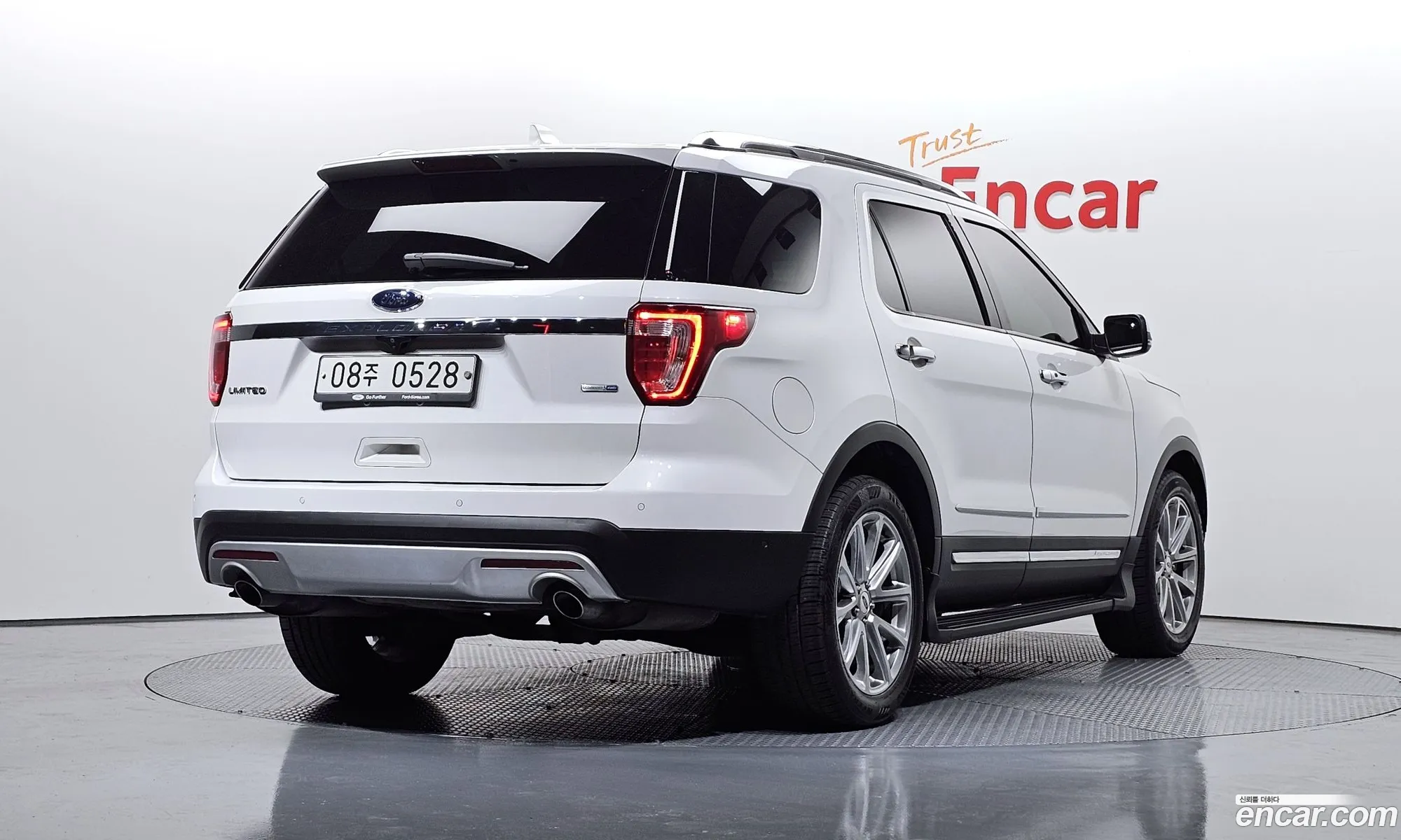 Ford Explorer 2015 1FM5K8FH4GGB24474 — 11