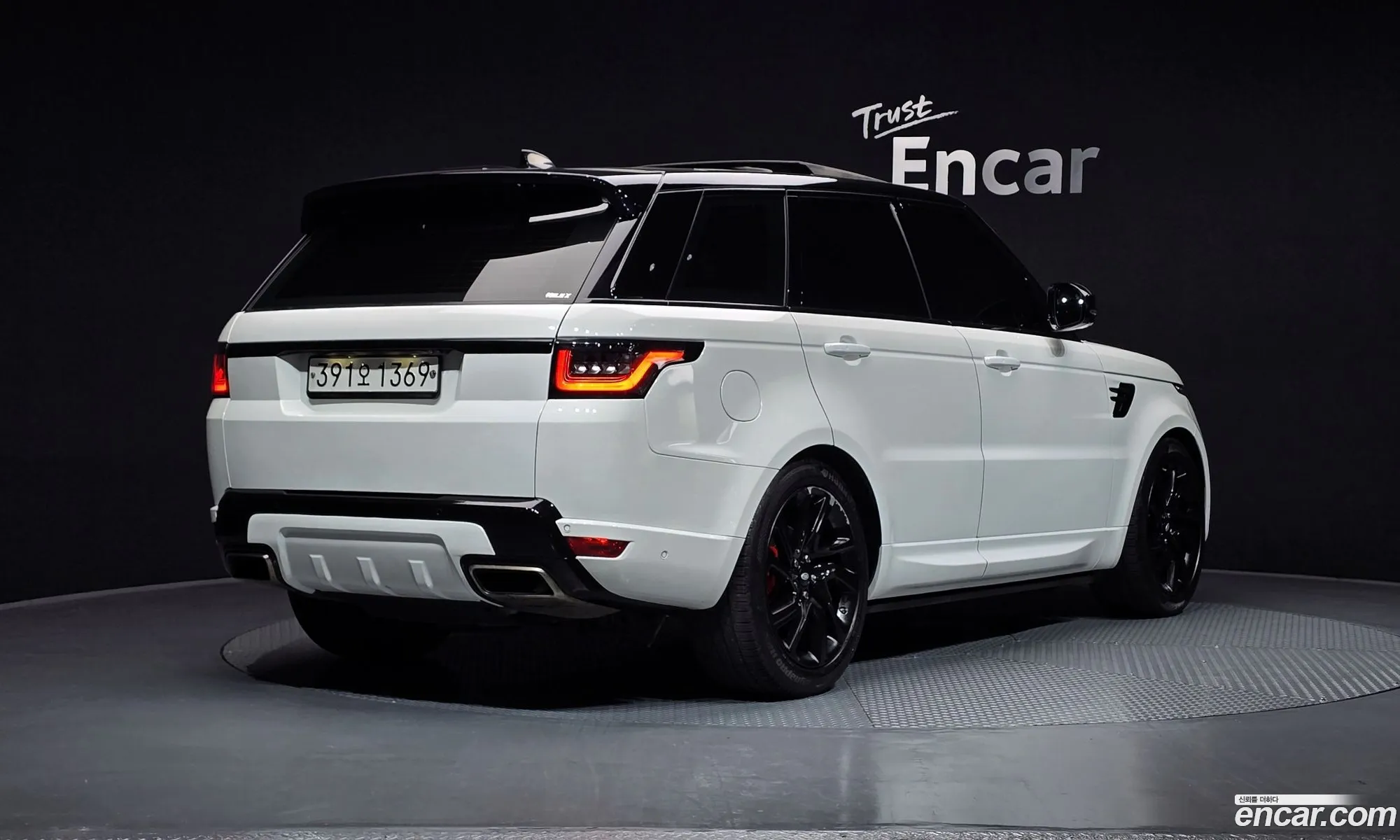 Land Rover Range Rover Sport 2019 — 12