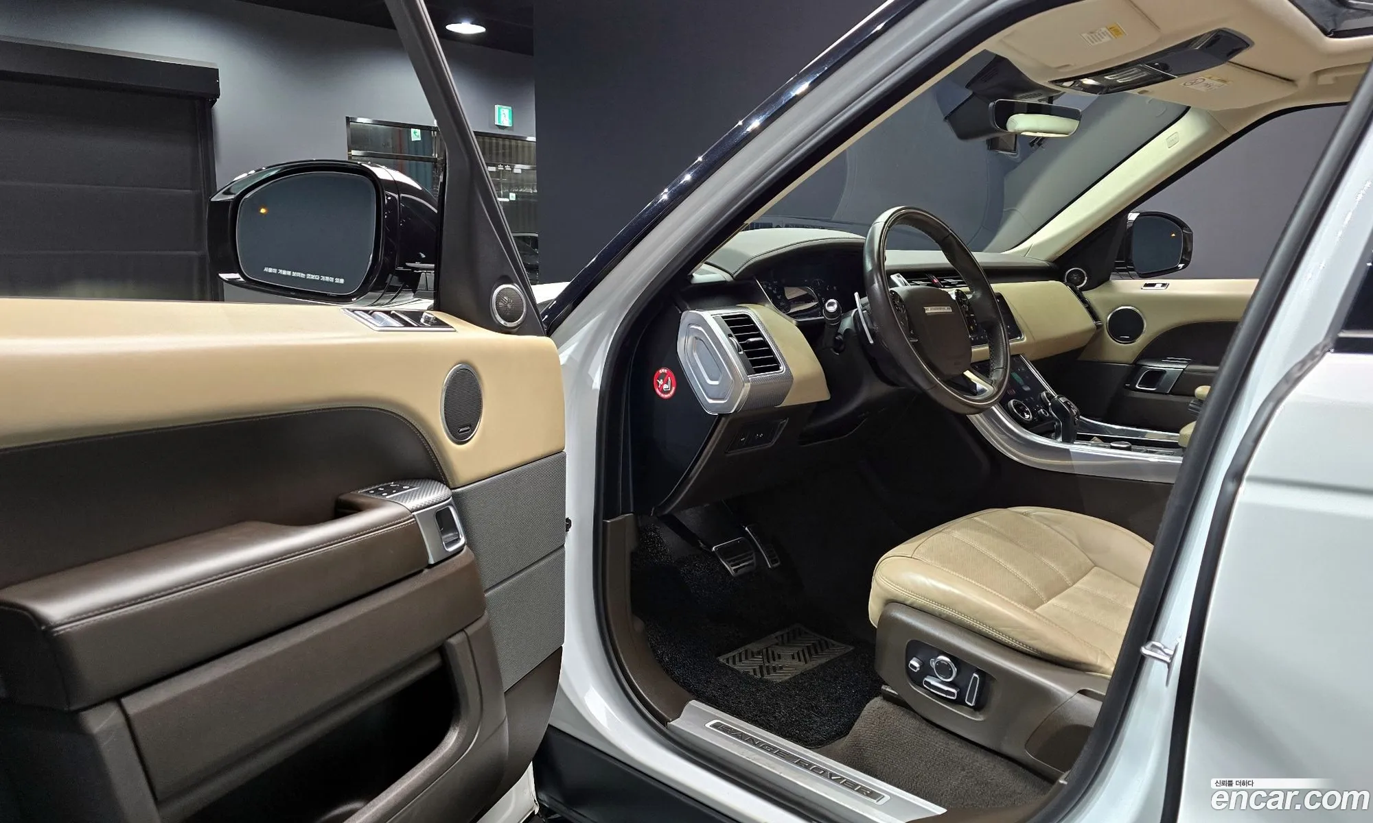 Land Rover Range Rover Sport 2019 — 17