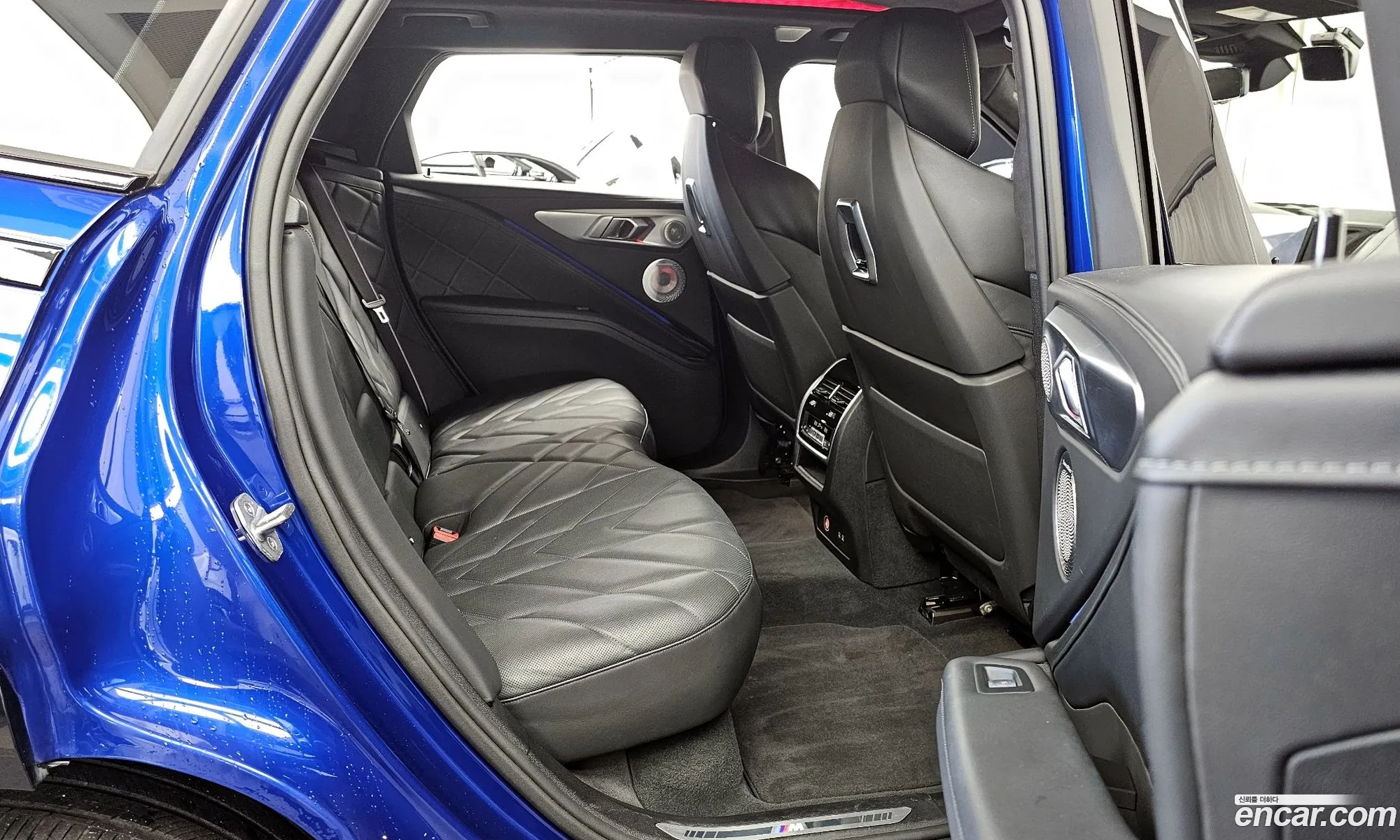 BMW XM 2023 — 3