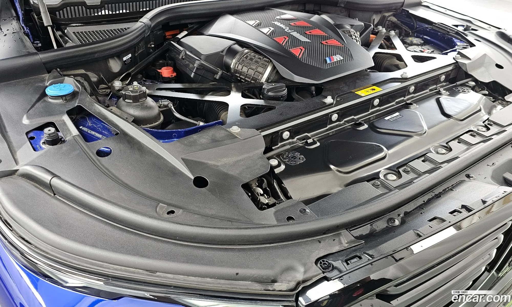 BMW XM 2023 — 12