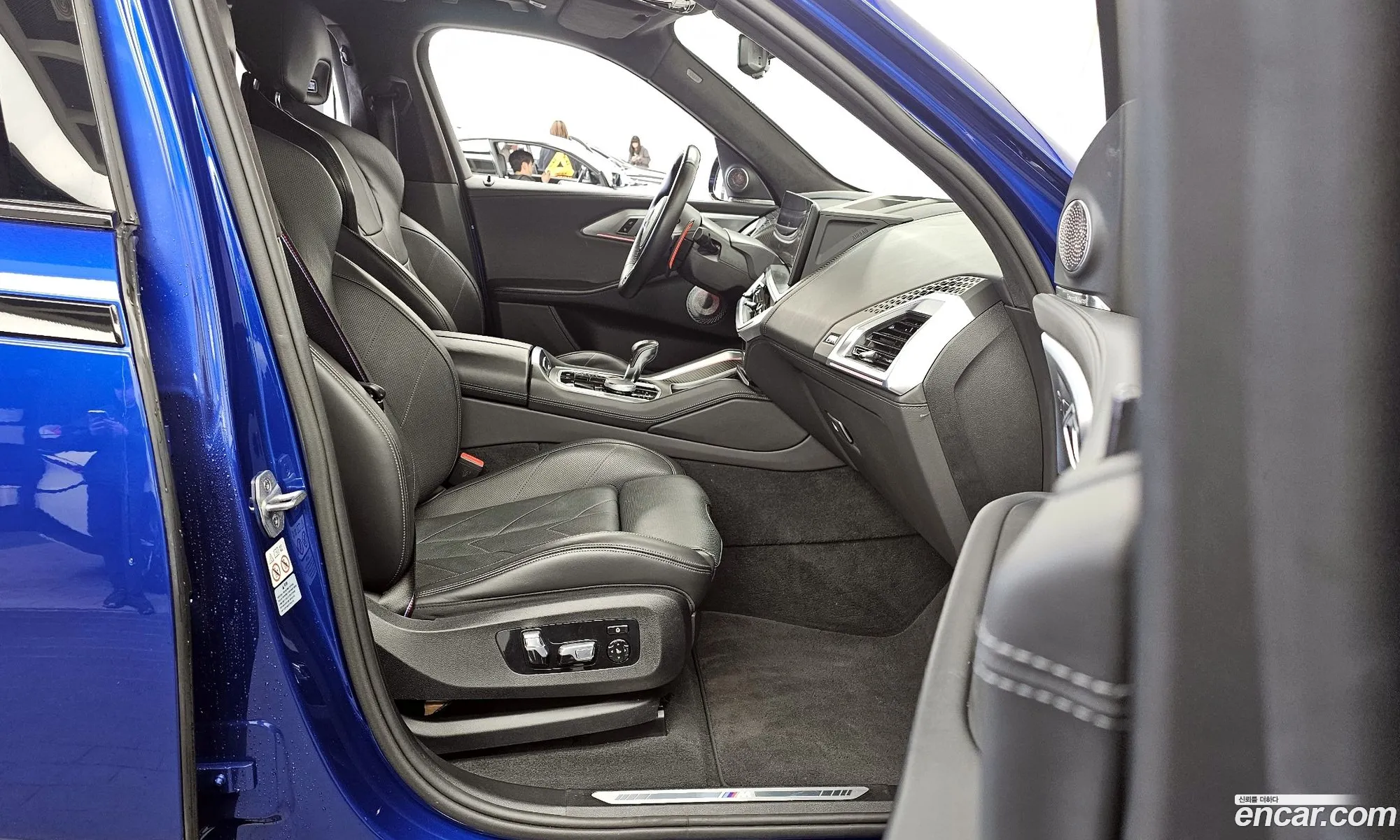 BMW XM 2023 — 13