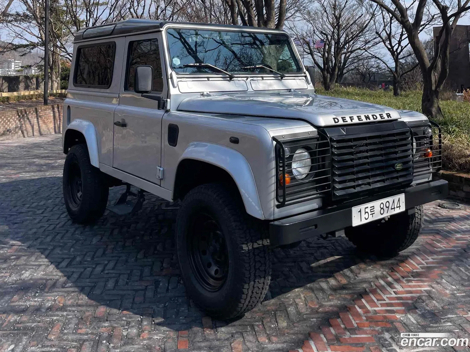 Land Rover Defender 2004 — 11