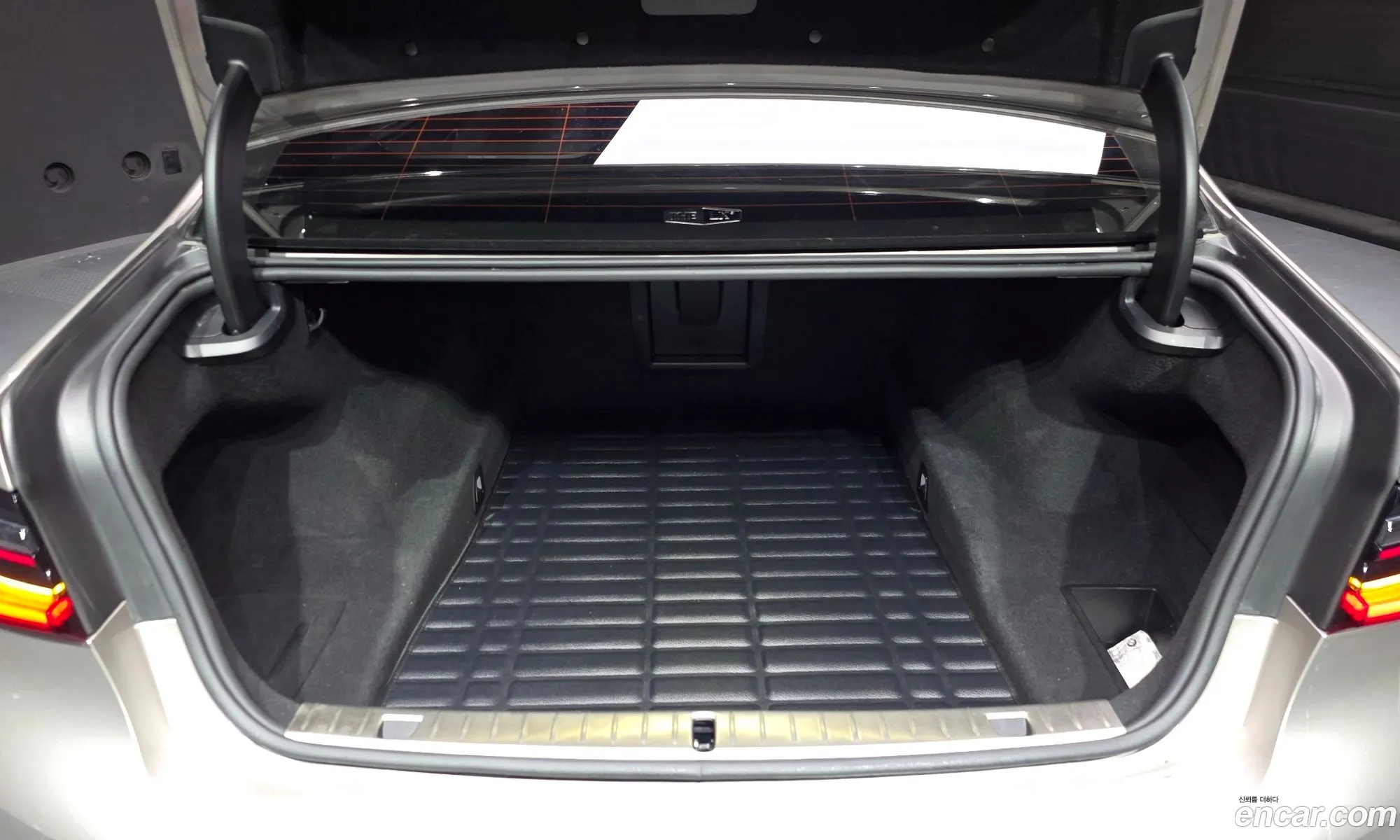 BMW 7 Series 2020 WBA7V4103LCE60908 — 10