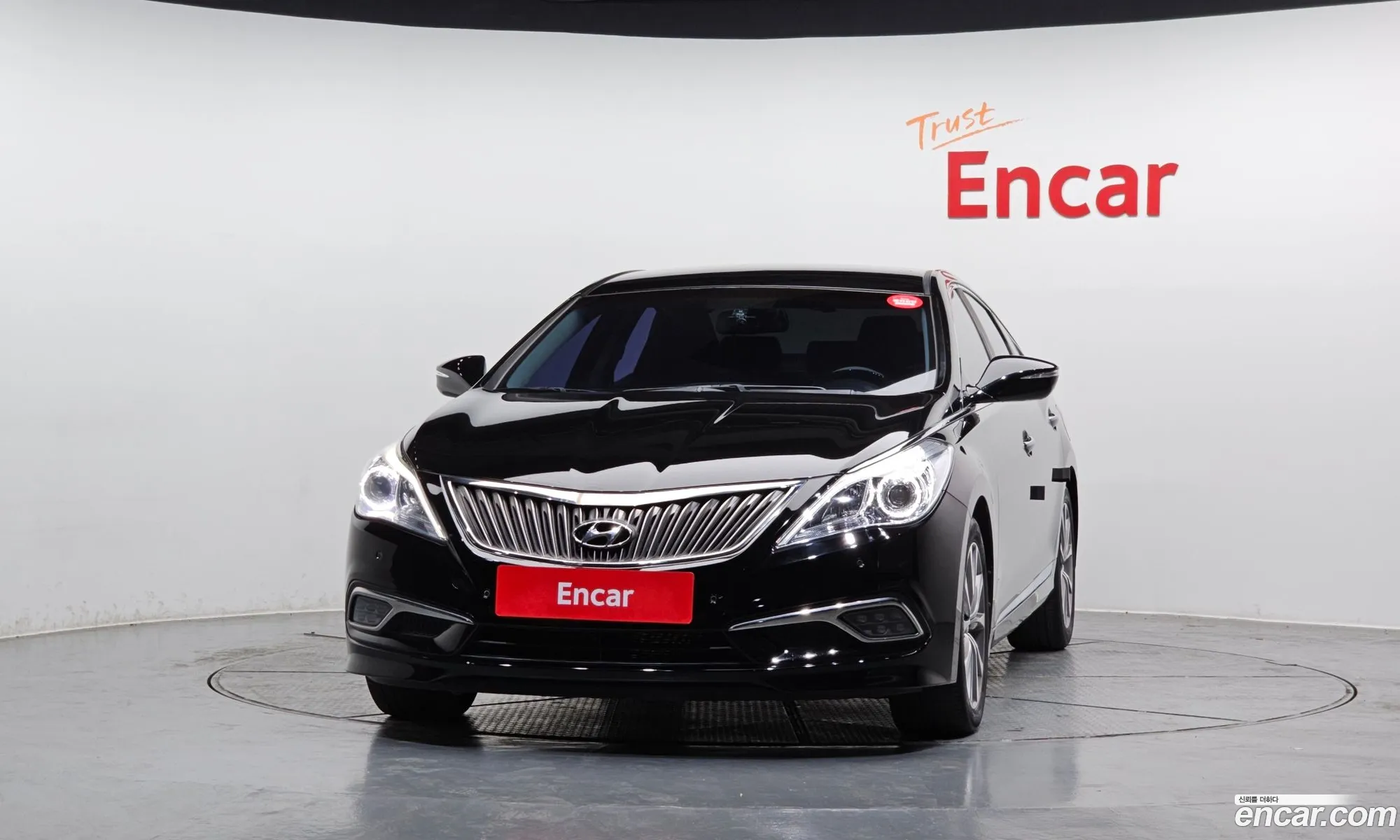 Hyundai Grandeur HG 2015 — 15