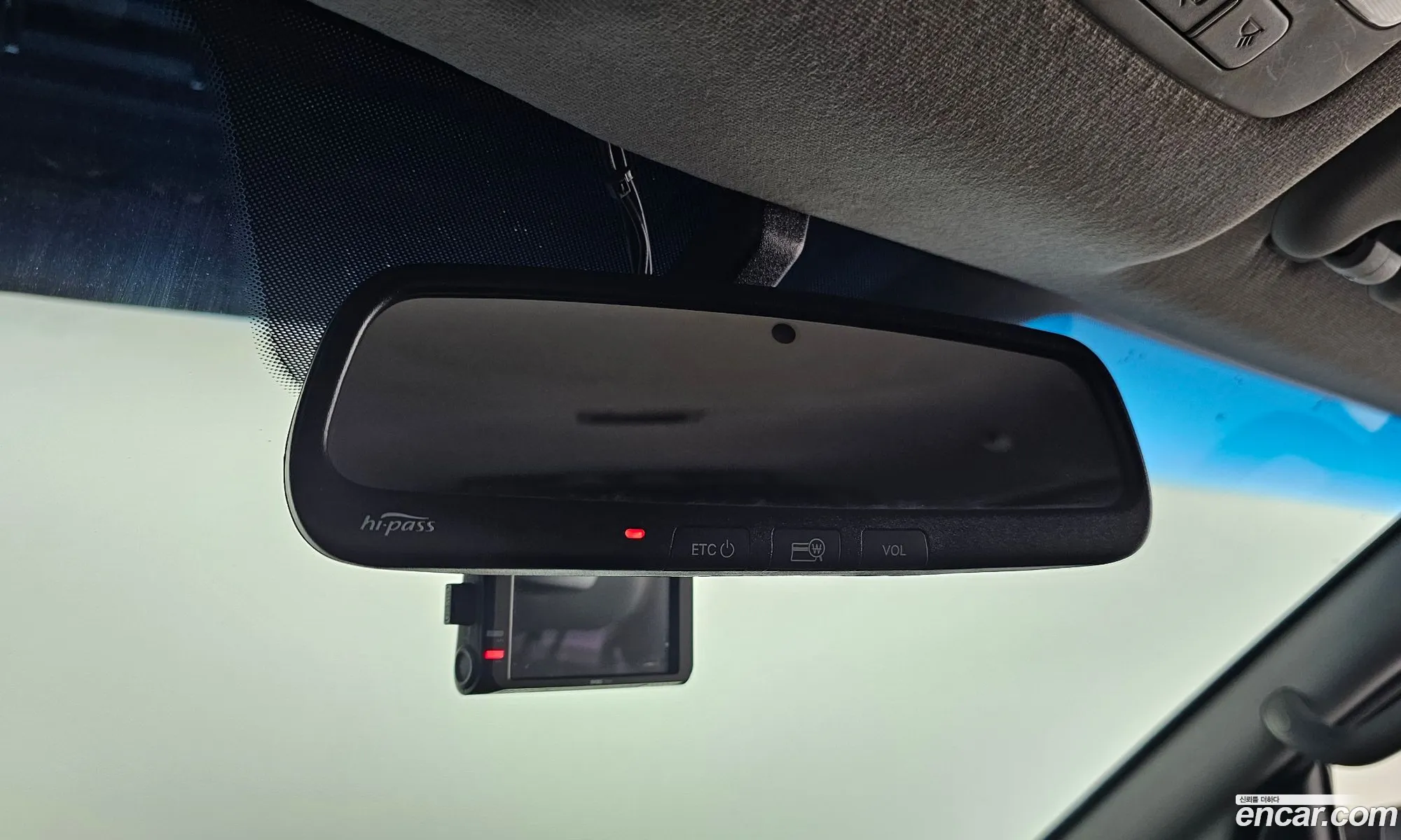 Hyundai Grand Starex 2012 — 19