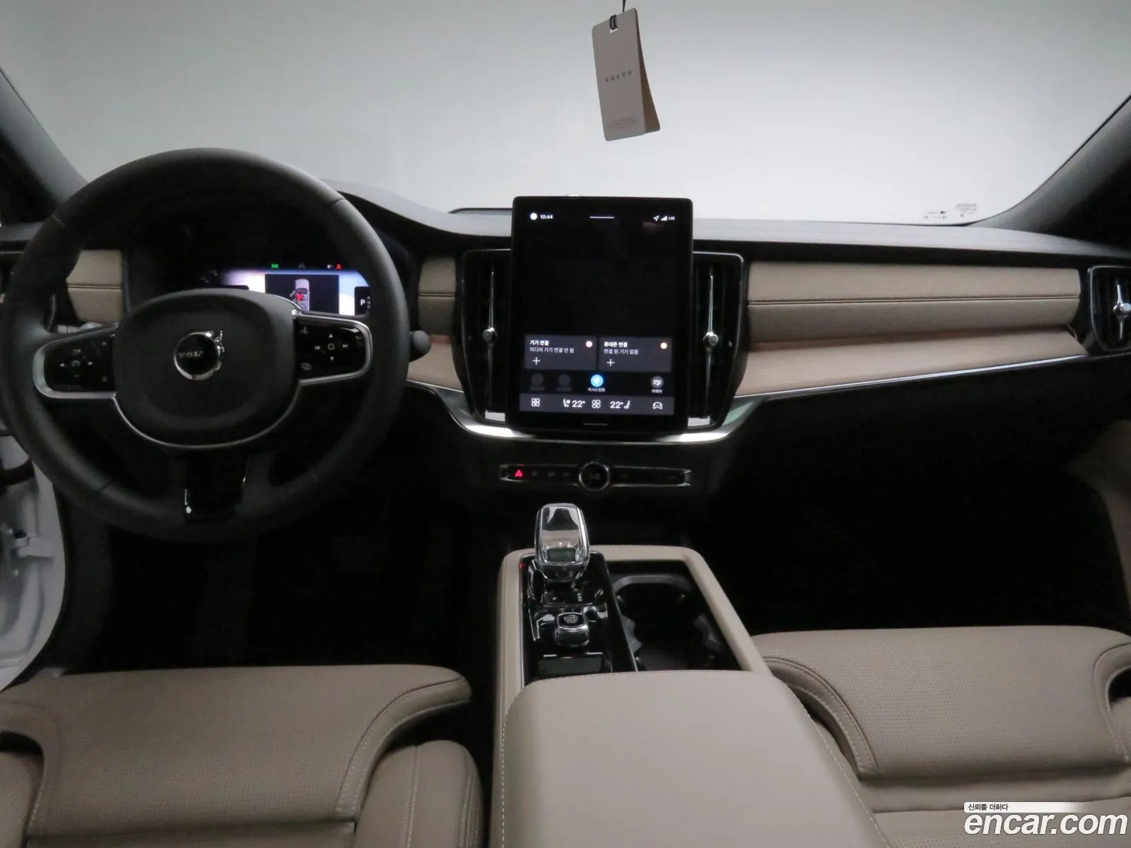 Volvo S90 2025 — 2