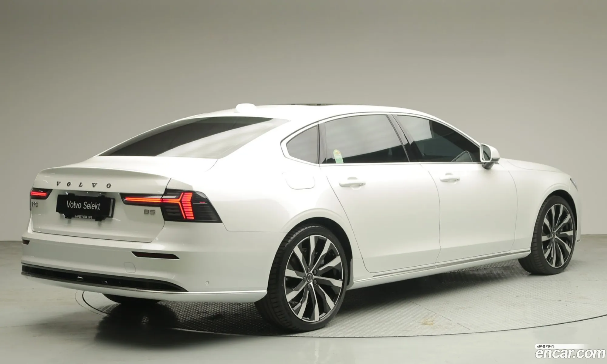 Volvo S90 2025 — 17