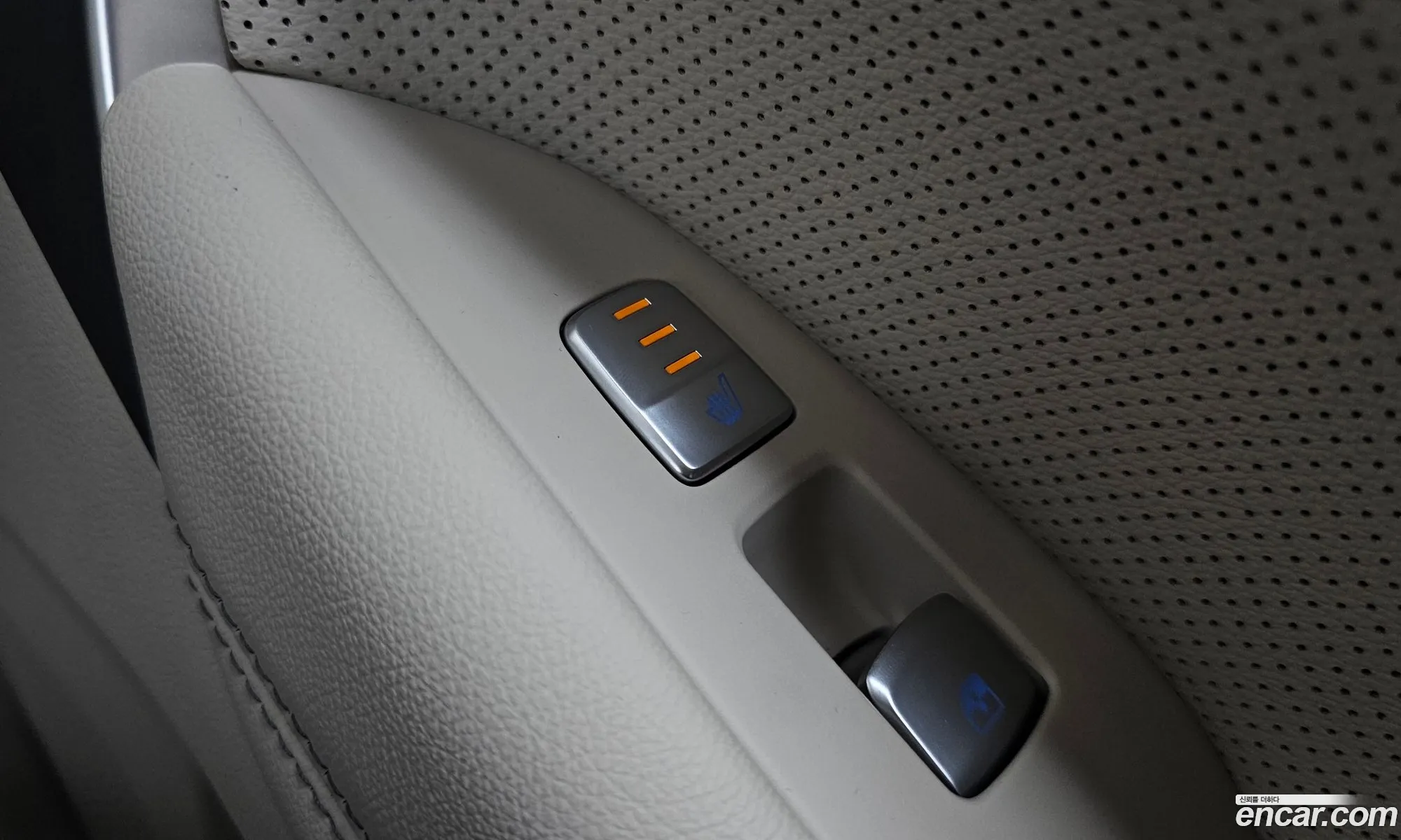 Genesis G70 2021 — 16