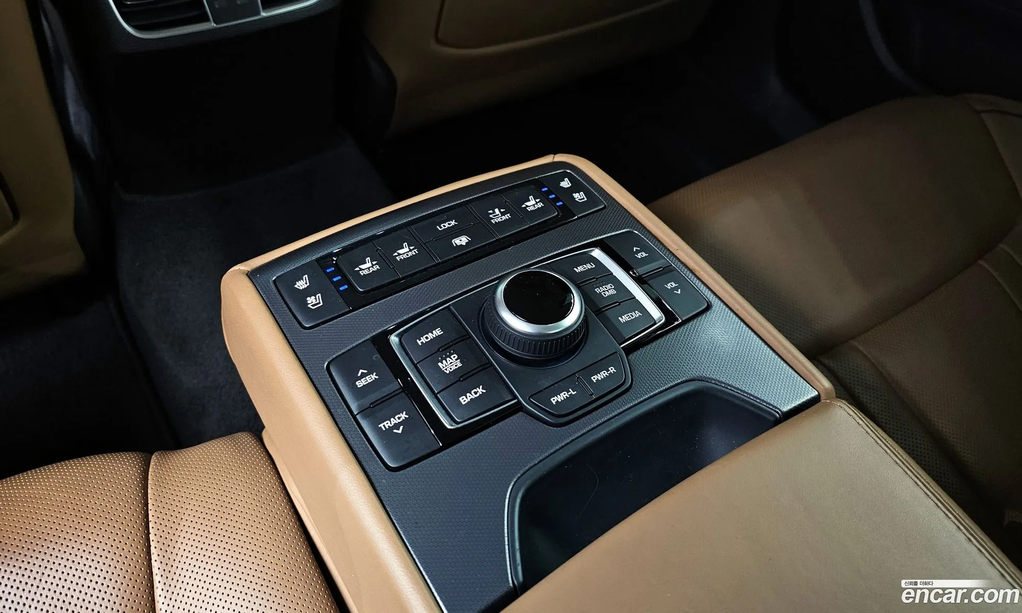 Hyundai Genesis DH 2014 — 9