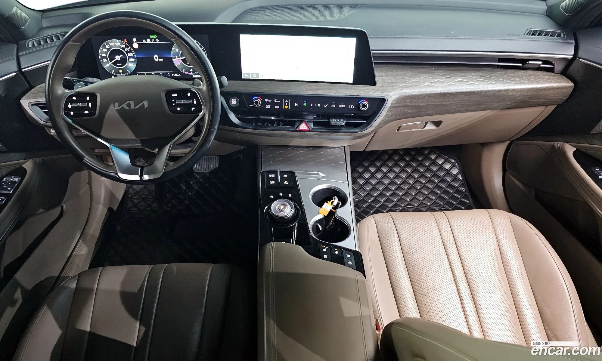 Kia K8