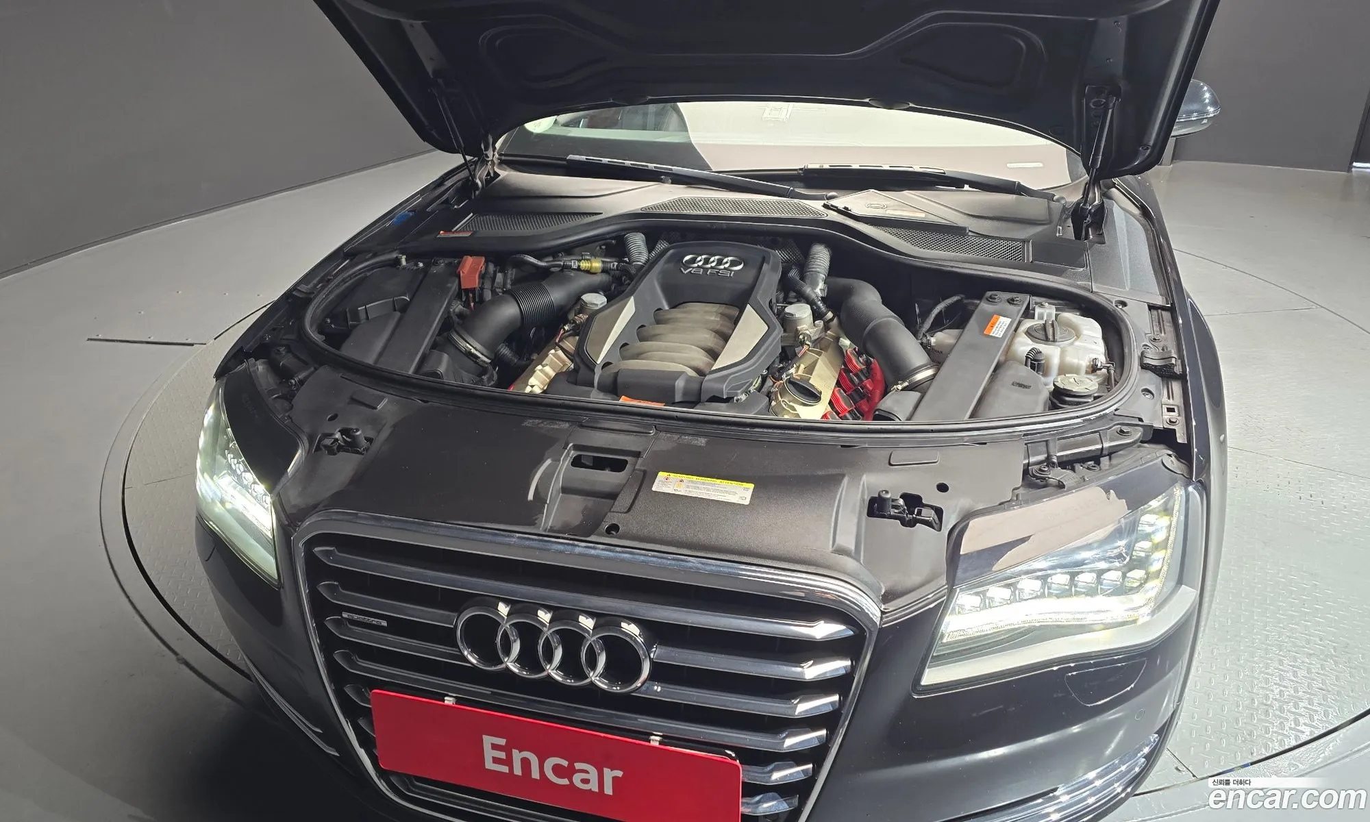 Audi A8 2011 — 13
