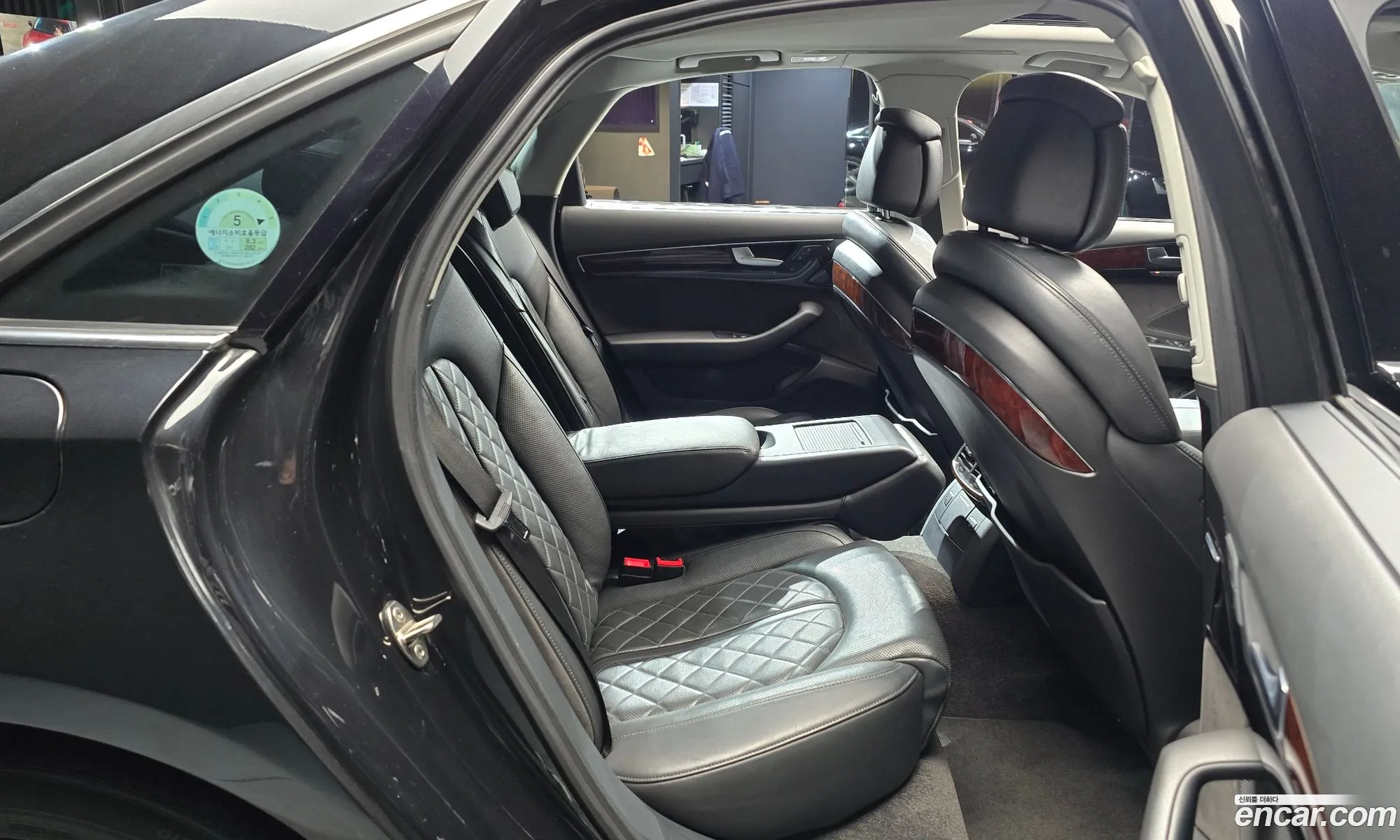 Audi A8 2011 — 6