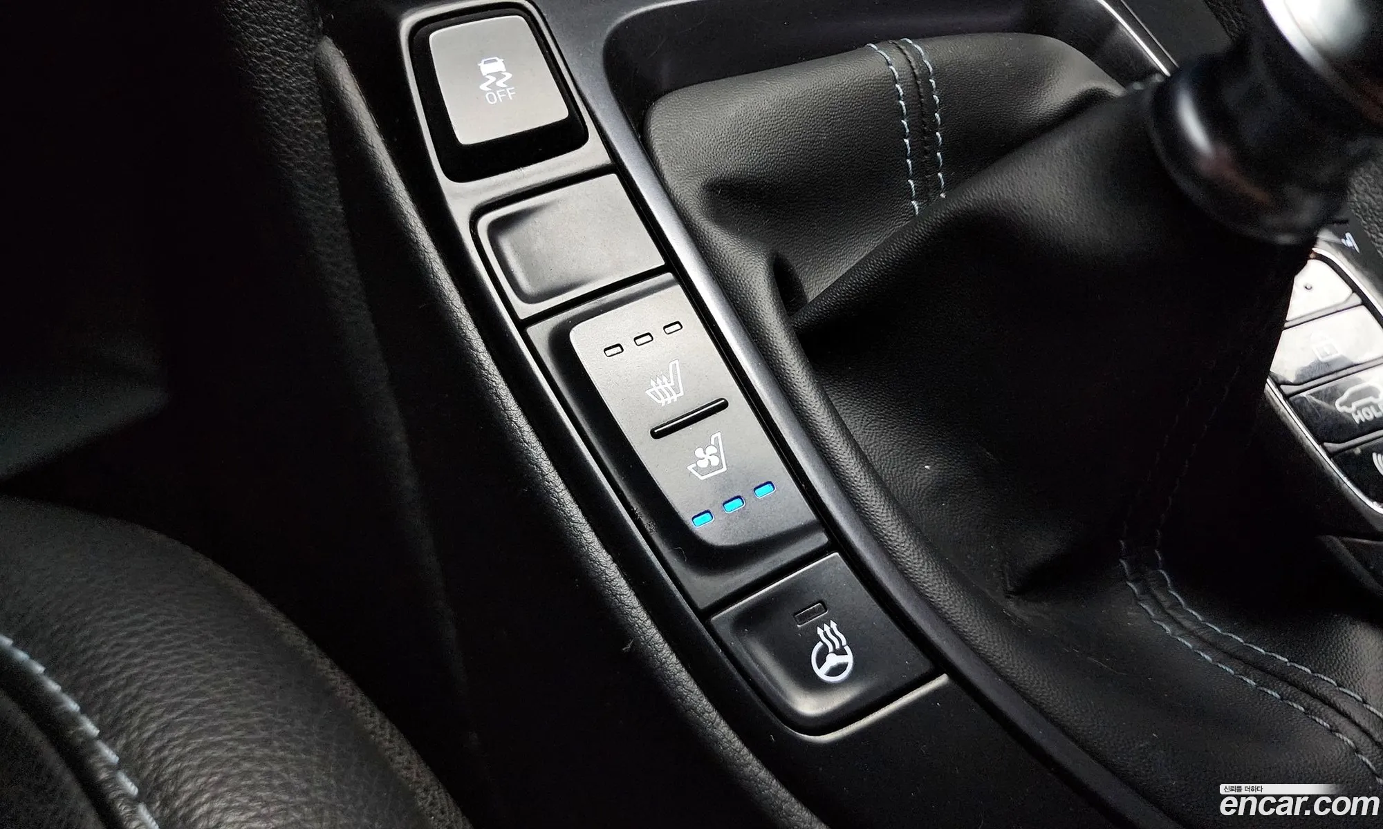 Hyundai Veloster 2019 — 4