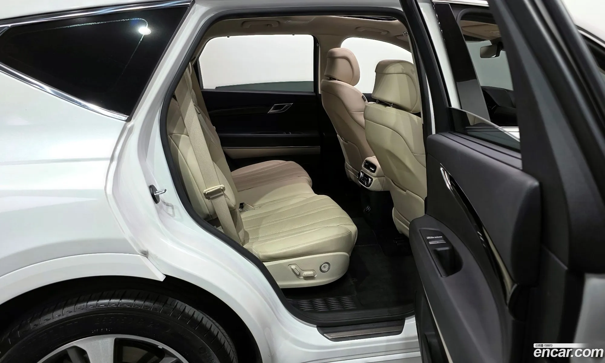 Genesis GV80 2022 — 11