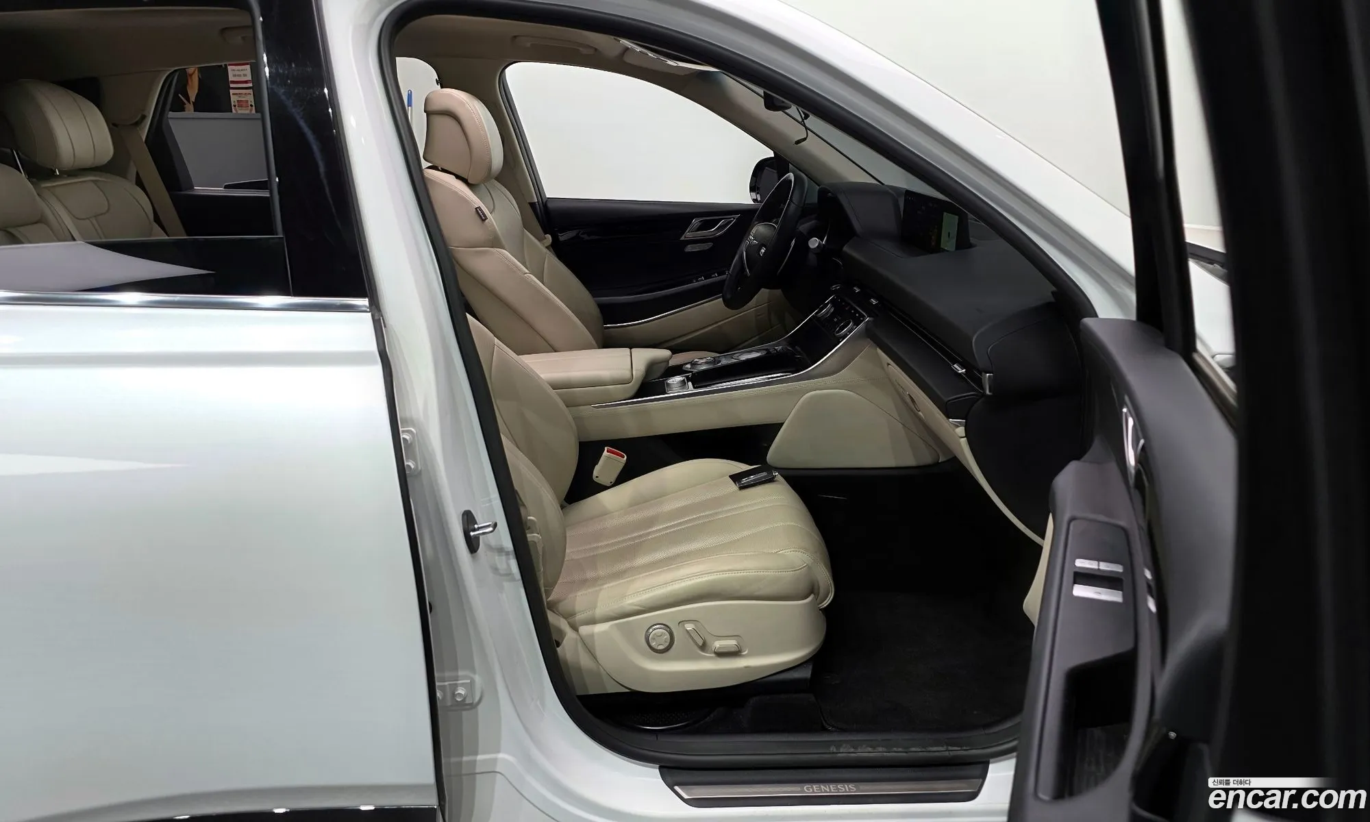 Genesis GV80 2022 — 13