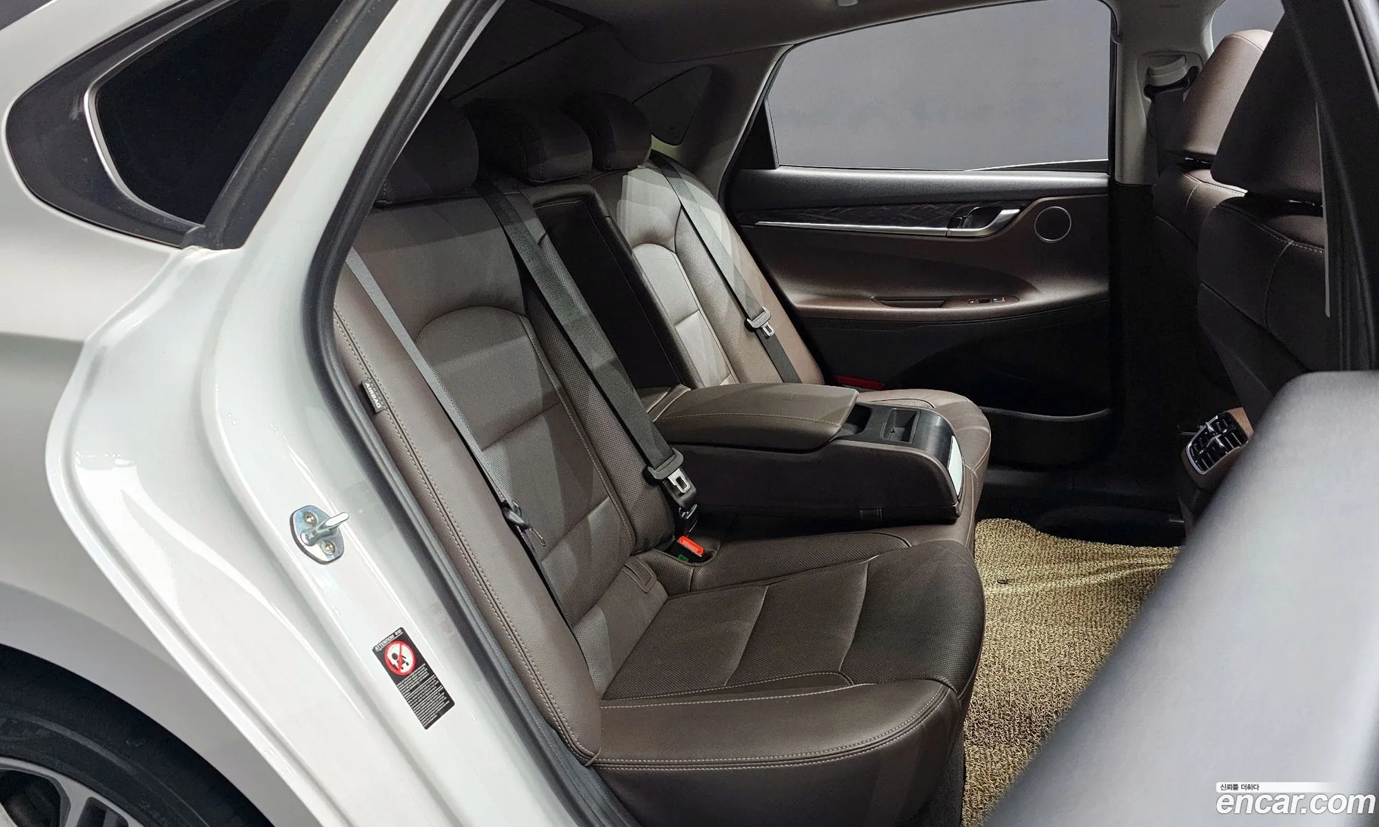 Hyundai Grandeur IG 2018 — 13
