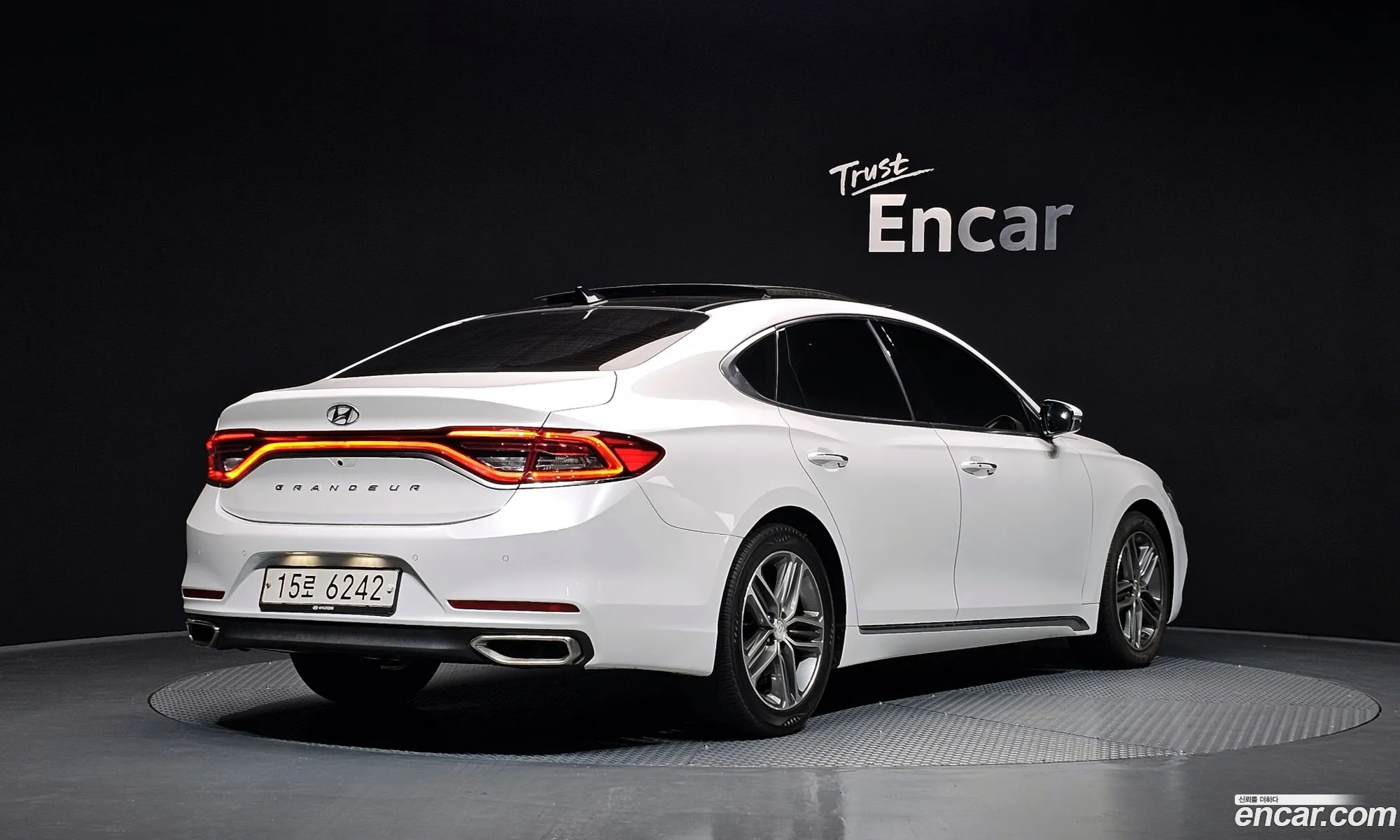 Hyundai Grandeur IG 2018 — 16