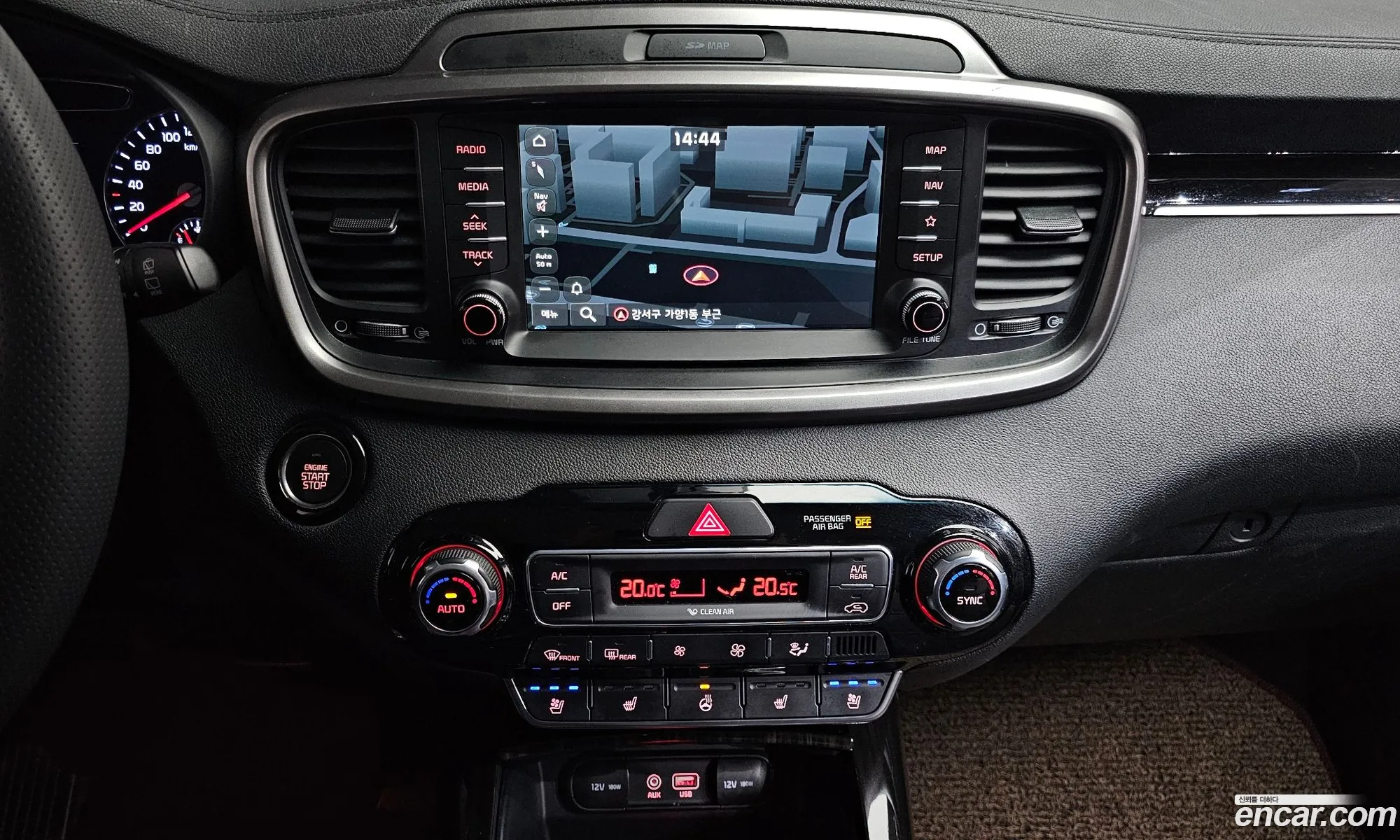 Kia Sorento 2018 KNAPG81BBJA457092 — 11