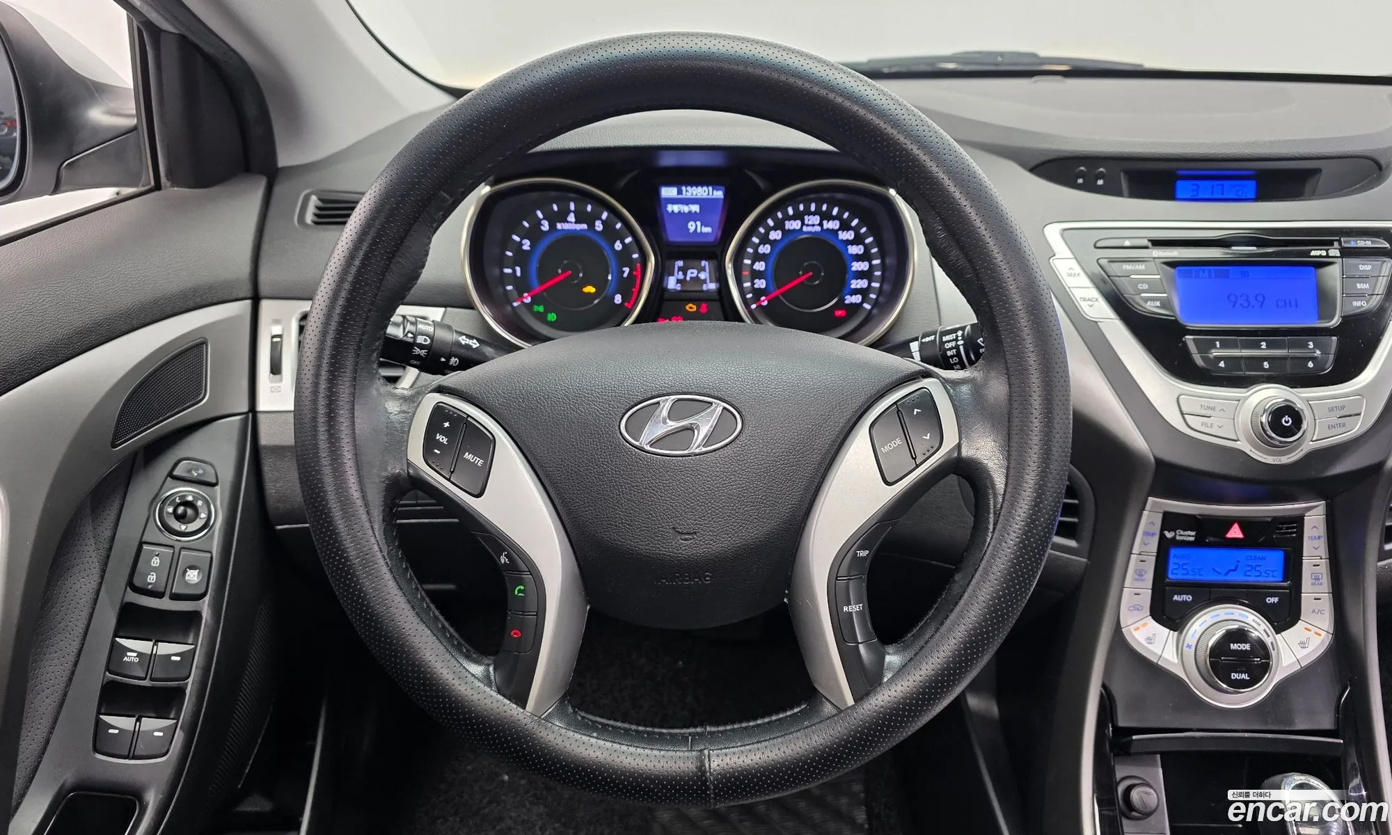 Hyundai Elantra MD 2010 — 14