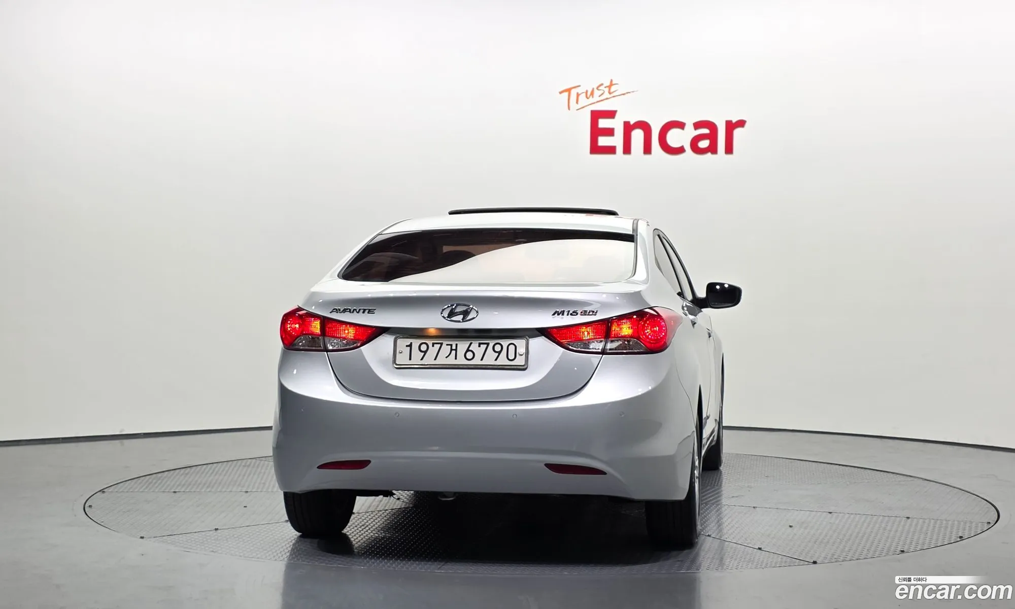 Hyundai Elantra MD 2010 — 13