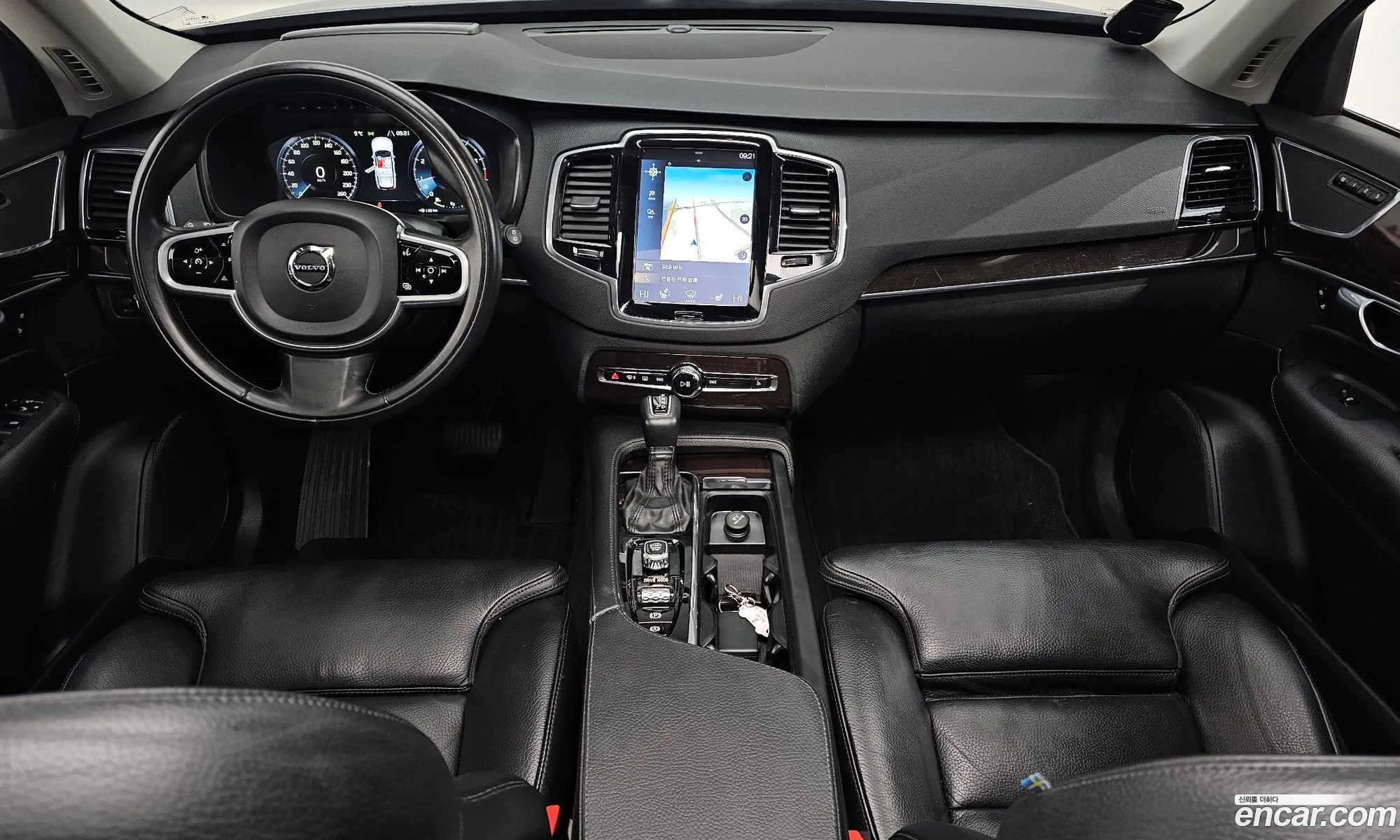Volvo XC90 2018 YV1LCA22CJ1376937 — 6