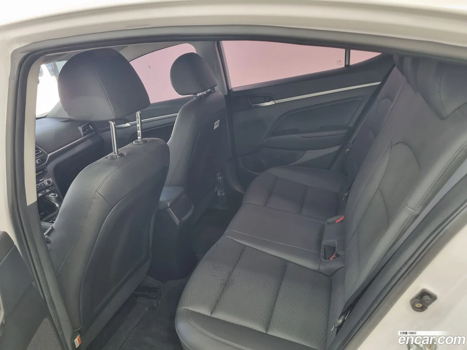 Hyundai Elantra AD 2020 — 4