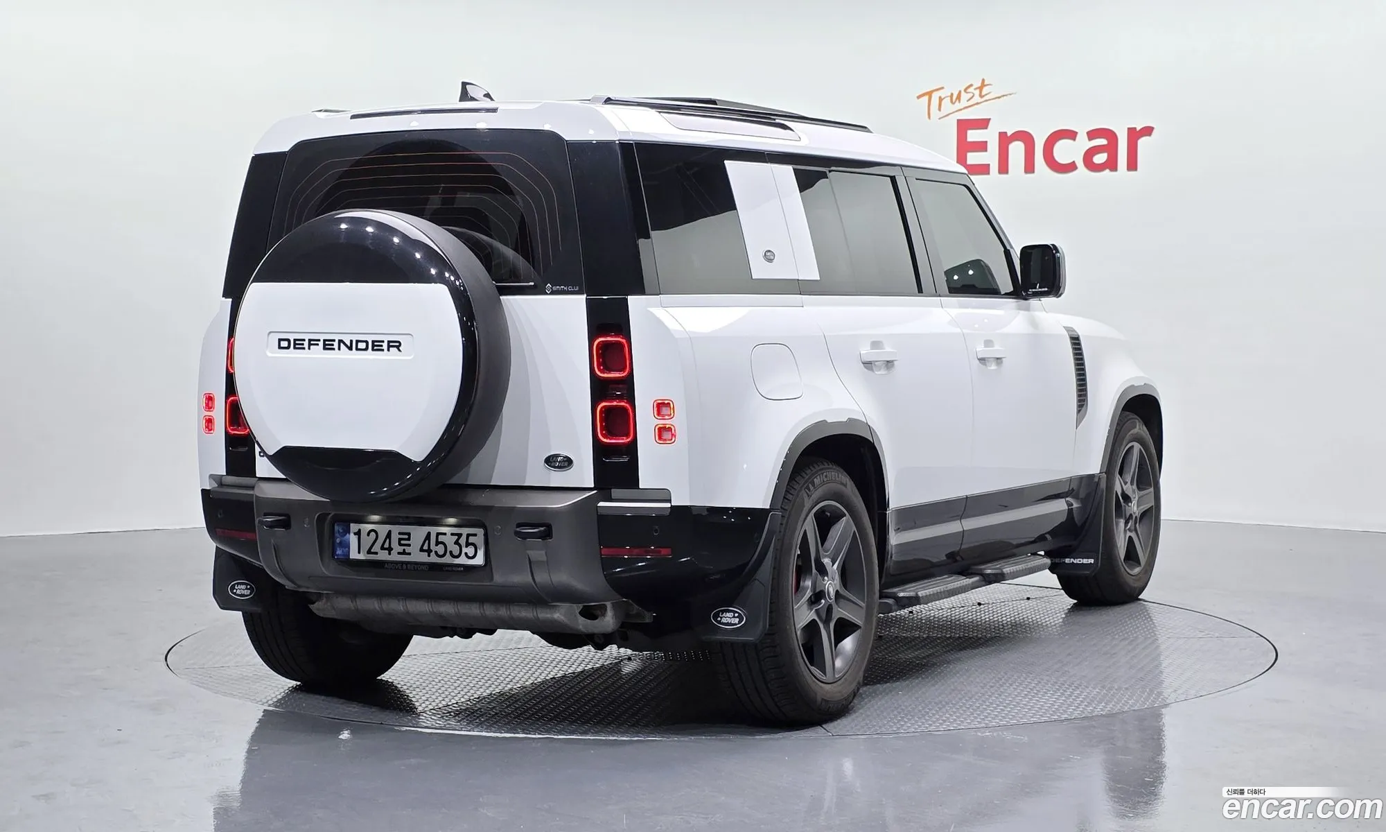 Land Rover Defender 2022 — 6
