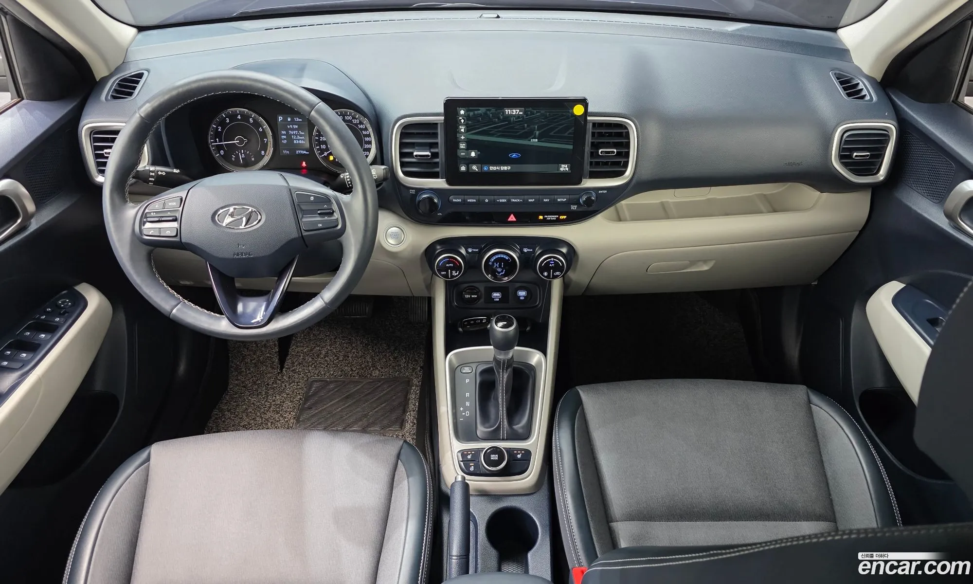 Hyundai Venue 2020 — 12