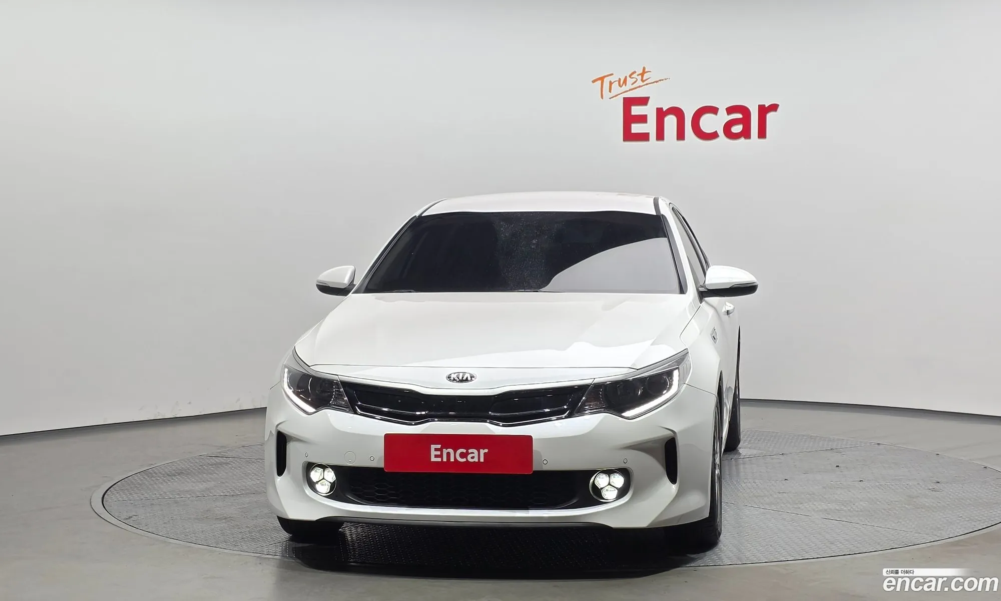 Kia K5 Hybrid 2017 KNAGU41EBJA016461 — 2