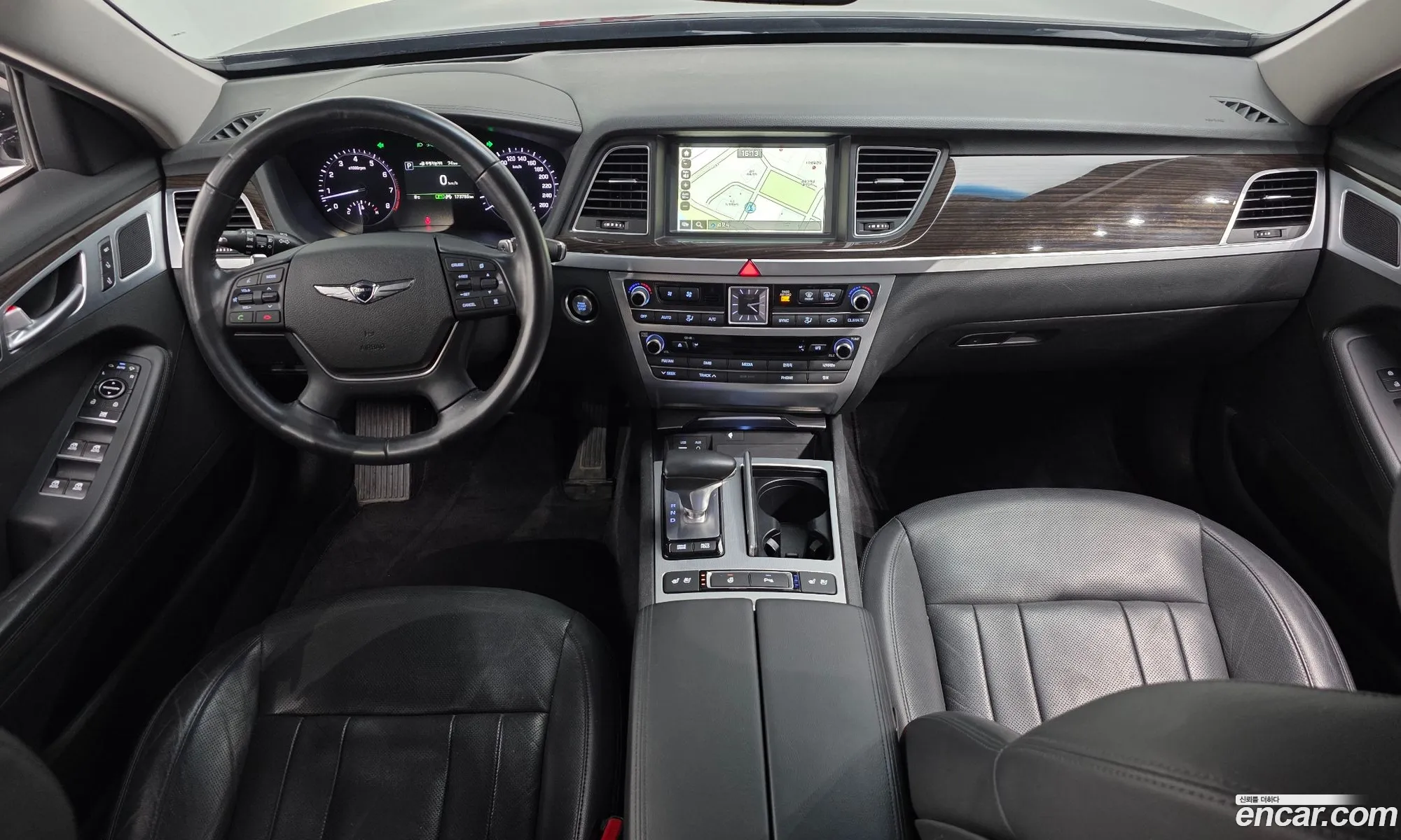Genesis G80 2016 KMHGL41DDHU199929 — 5