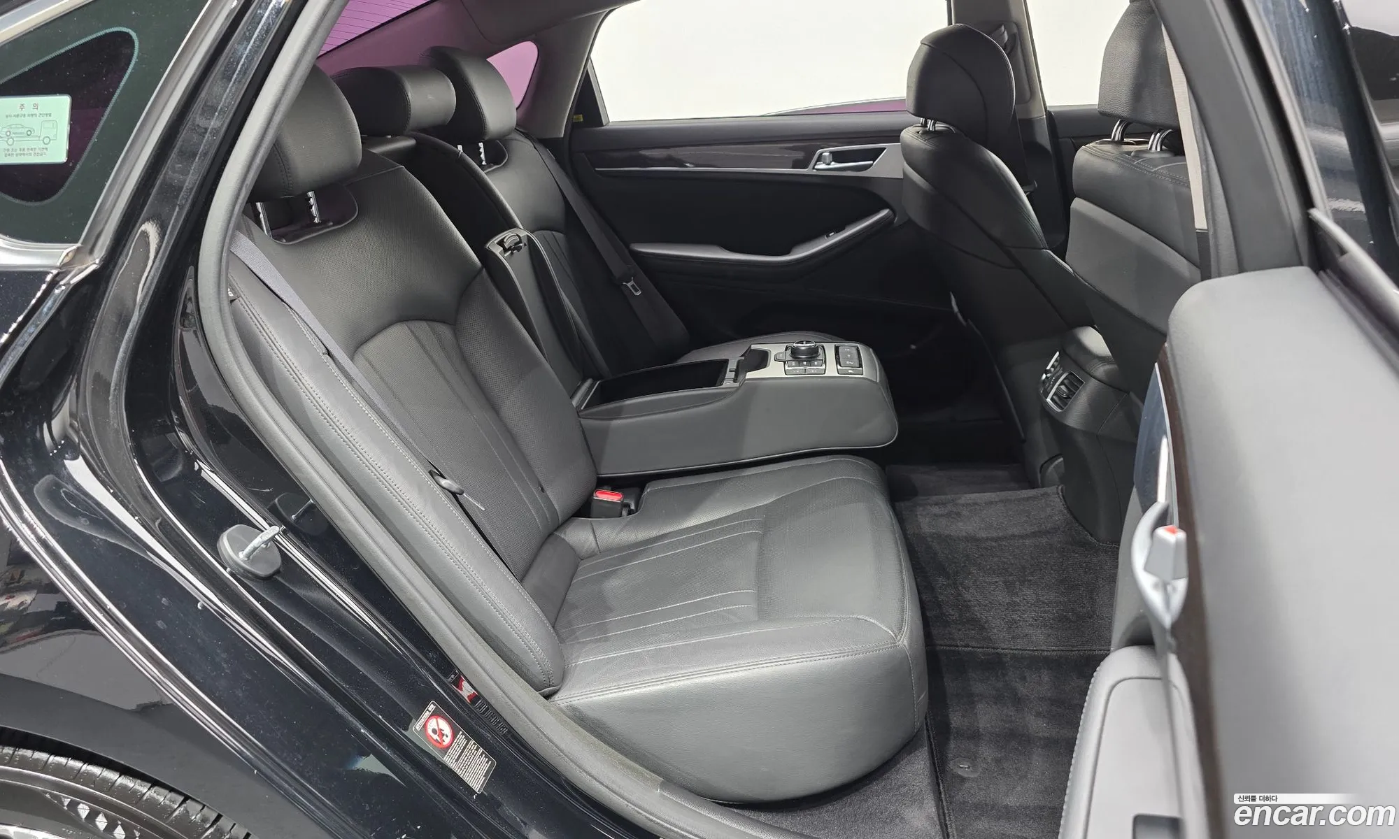 Genesis G80 2016 KMHGL41DDHU199929 — 20