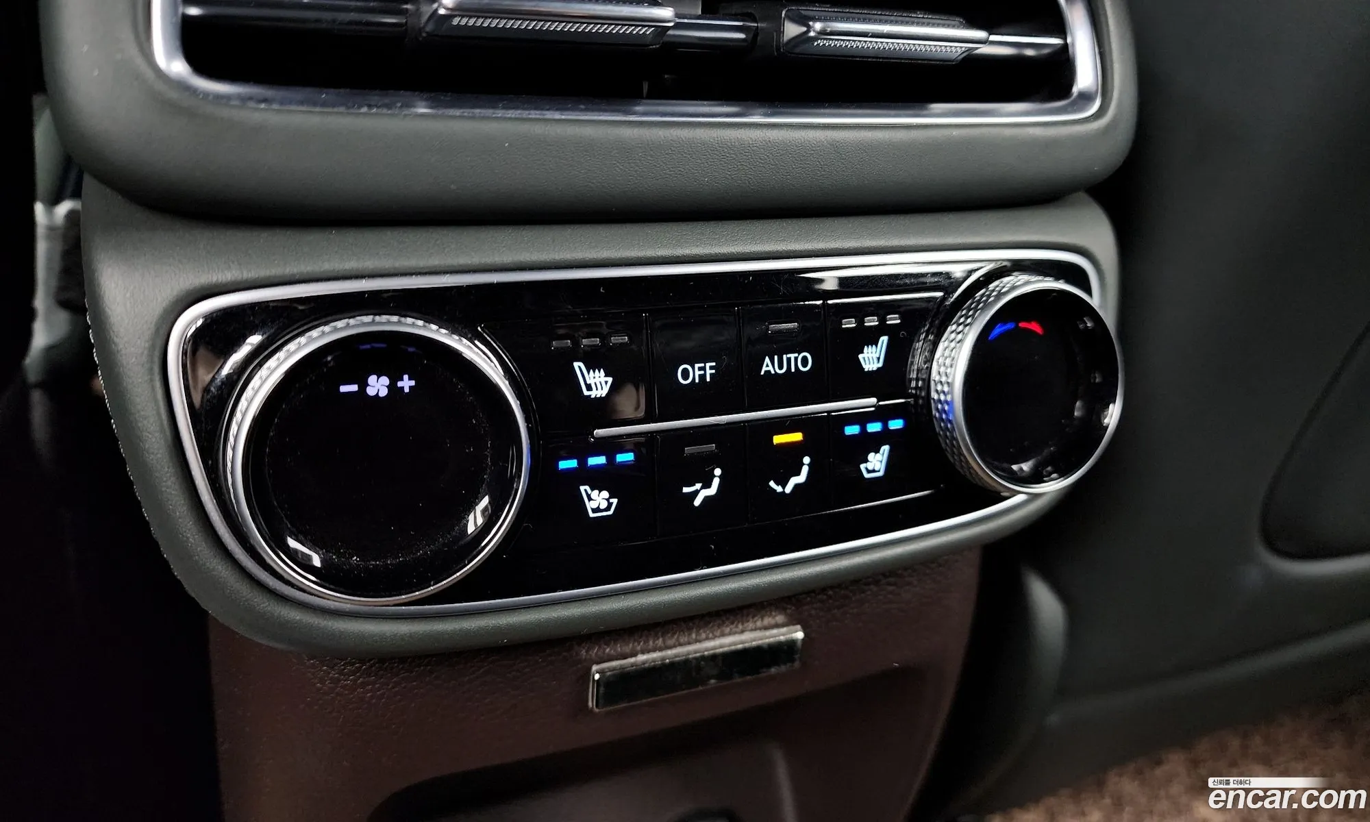 Genesis GV80 2020 KMTHB81DDLU028594 — 16