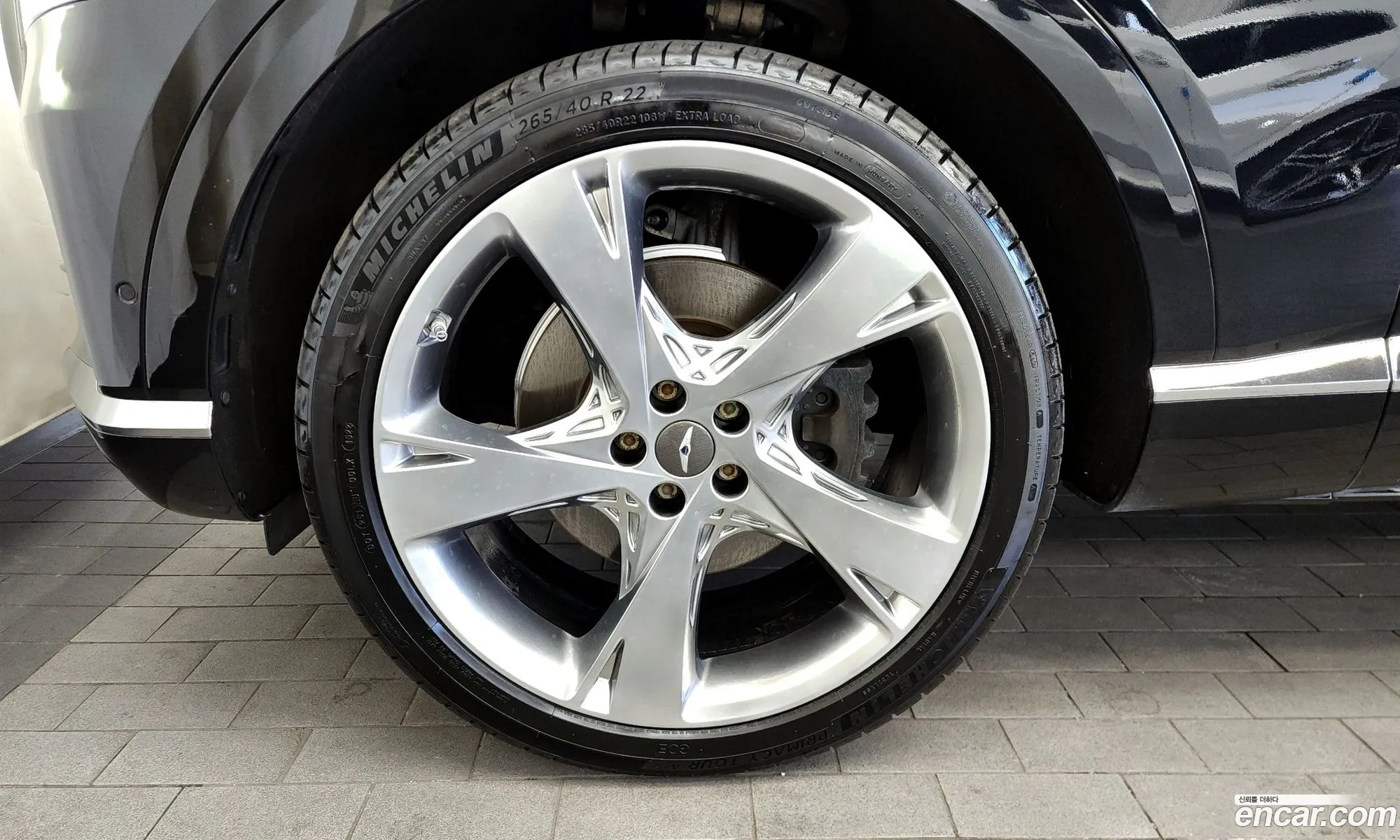 Genesis GV80 2020 KMTHB81DDLU028594 — 6